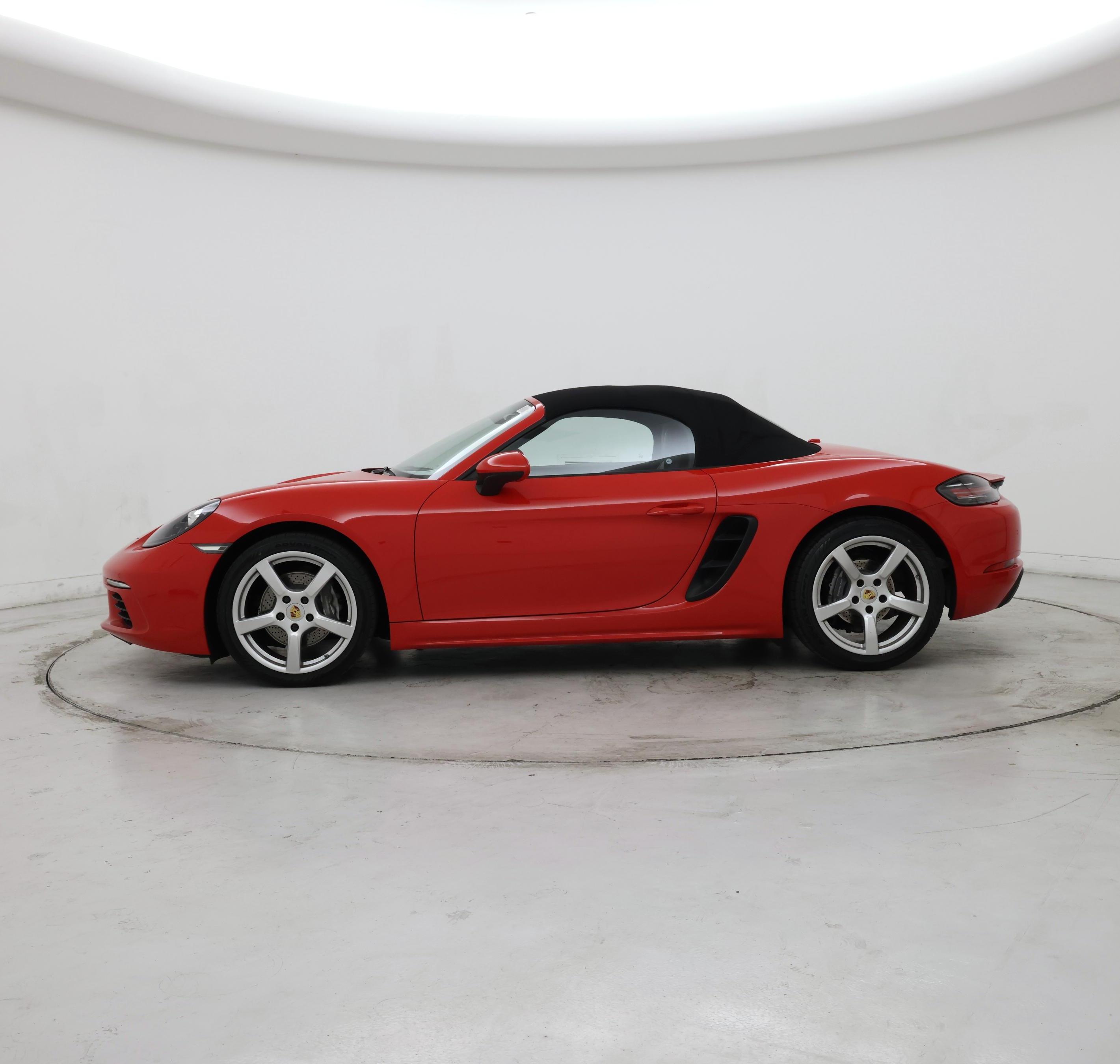 Thumbnail: 2018 Porsche 718 Boxster - 3