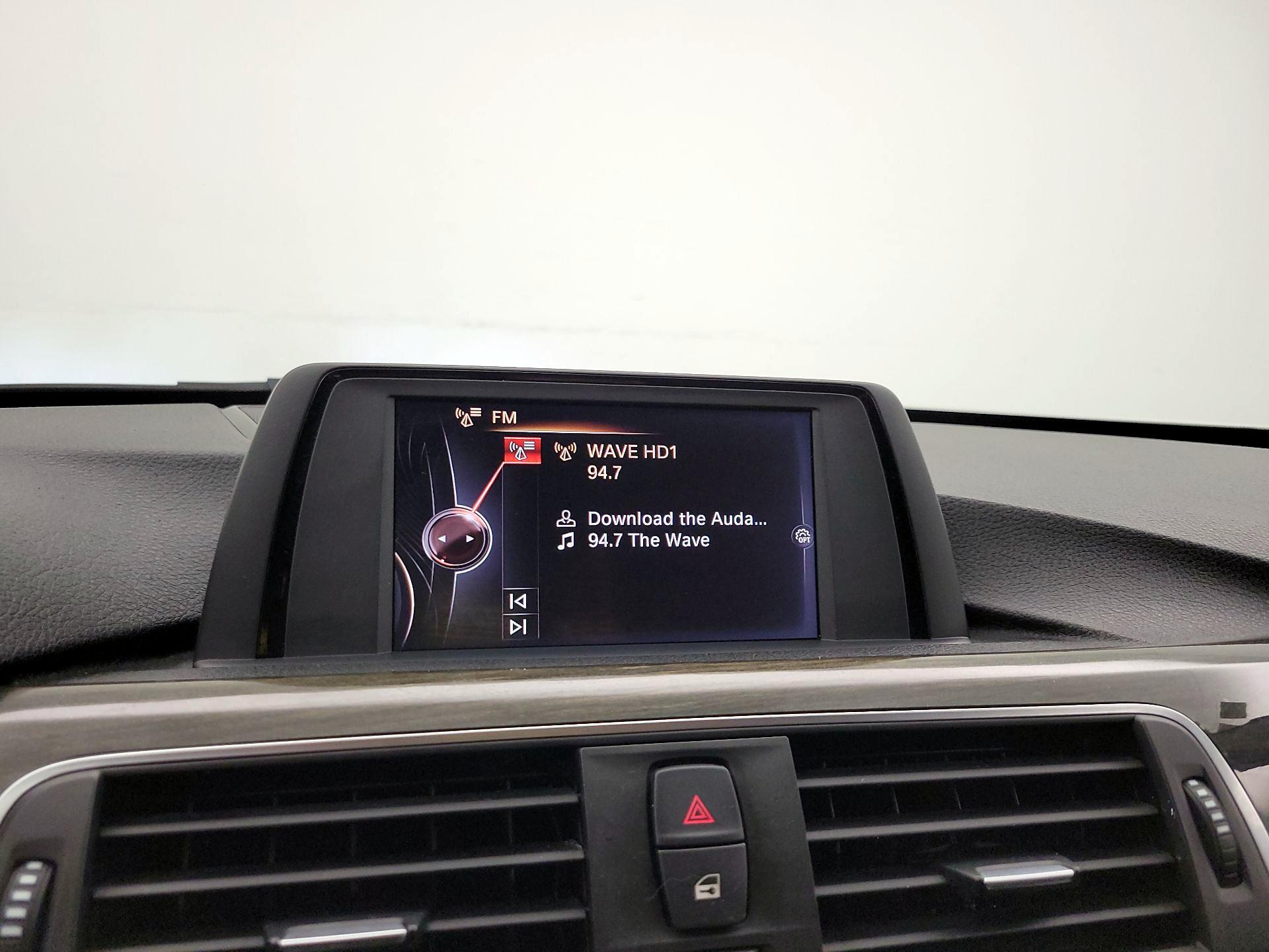 Thumbnail: 2016 BMW 3 Series - 15