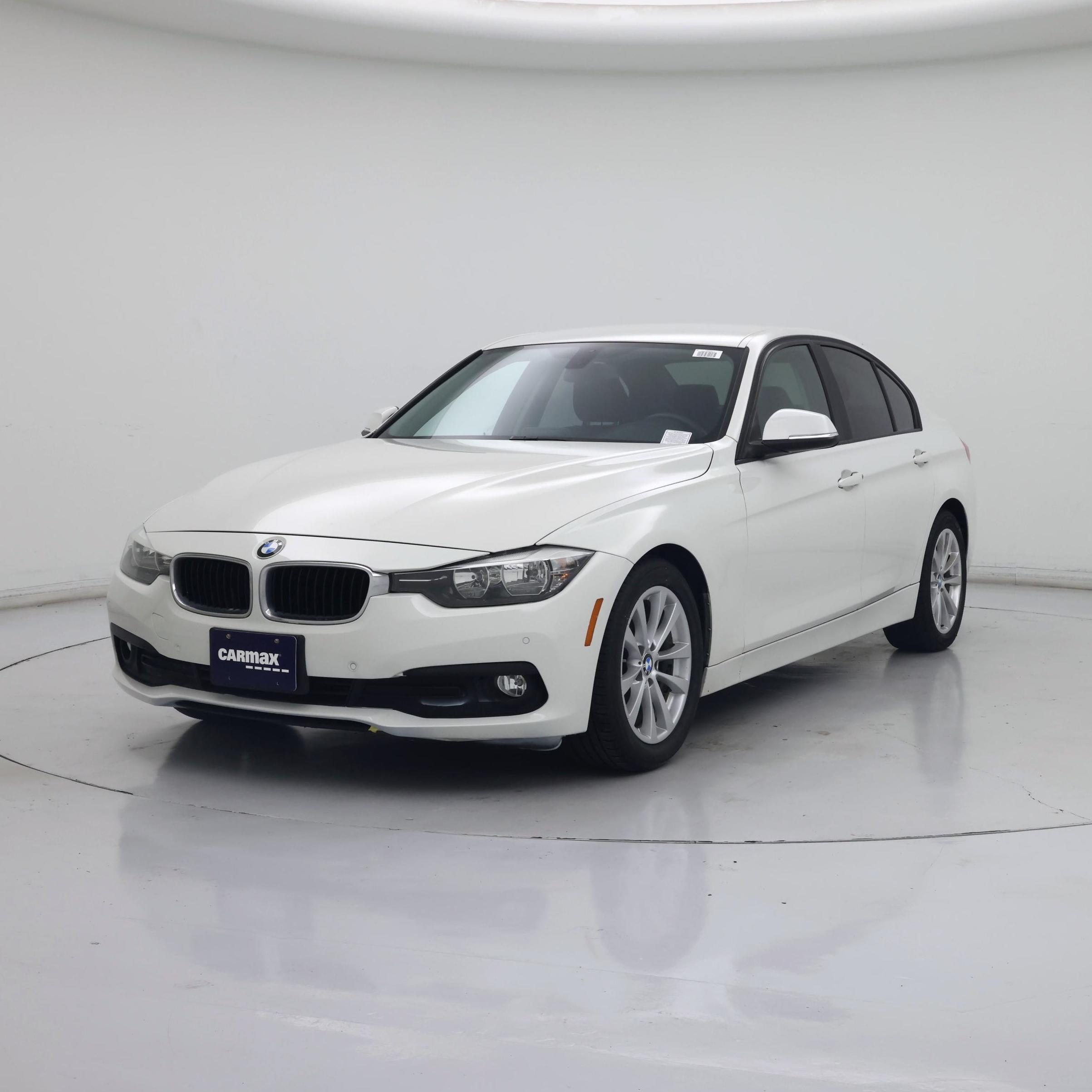 Thumbnail: 2016 BMW 3 Series - 4