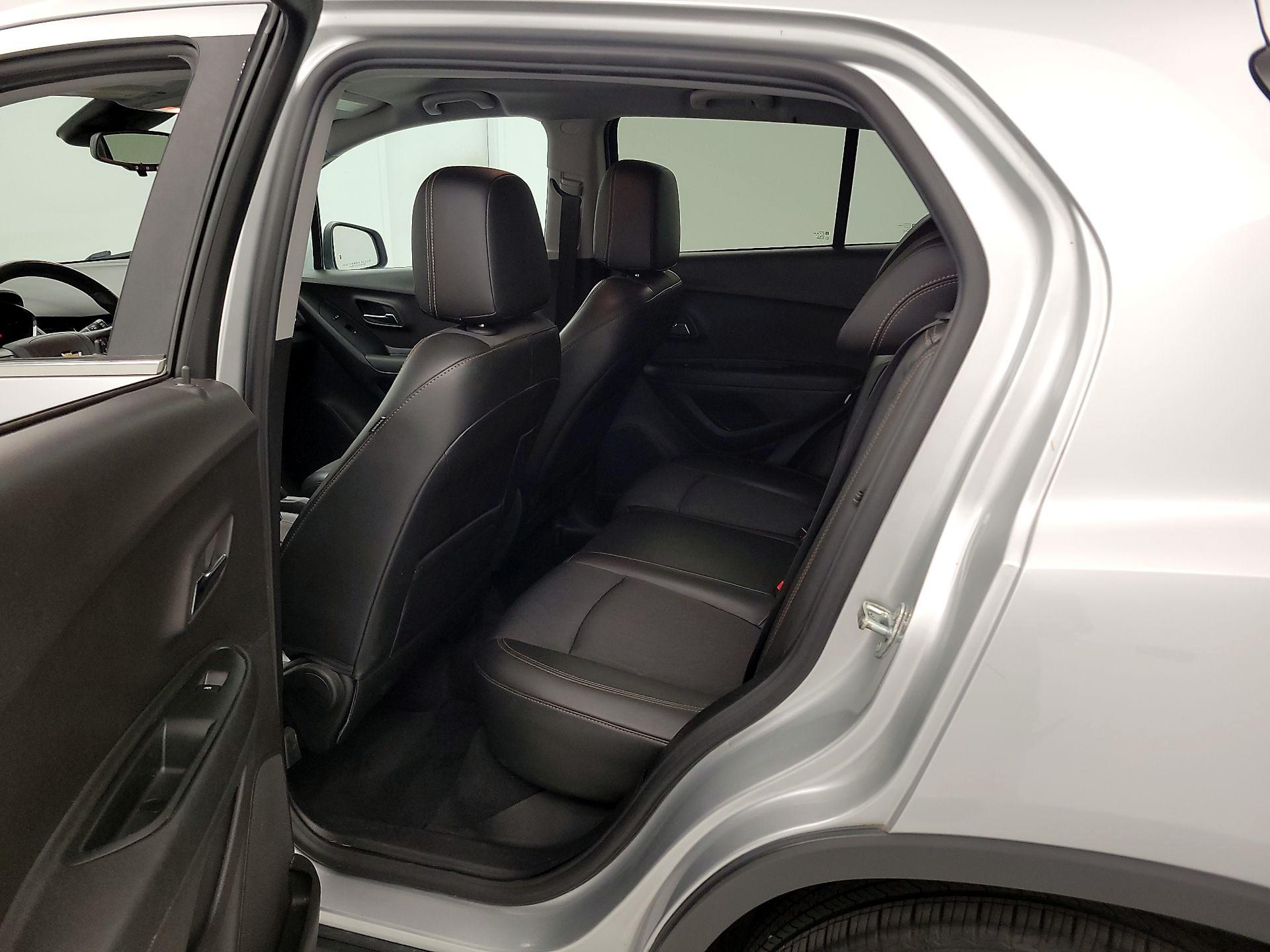 Thumbnail: 2017 Chevrolet Trax - 19