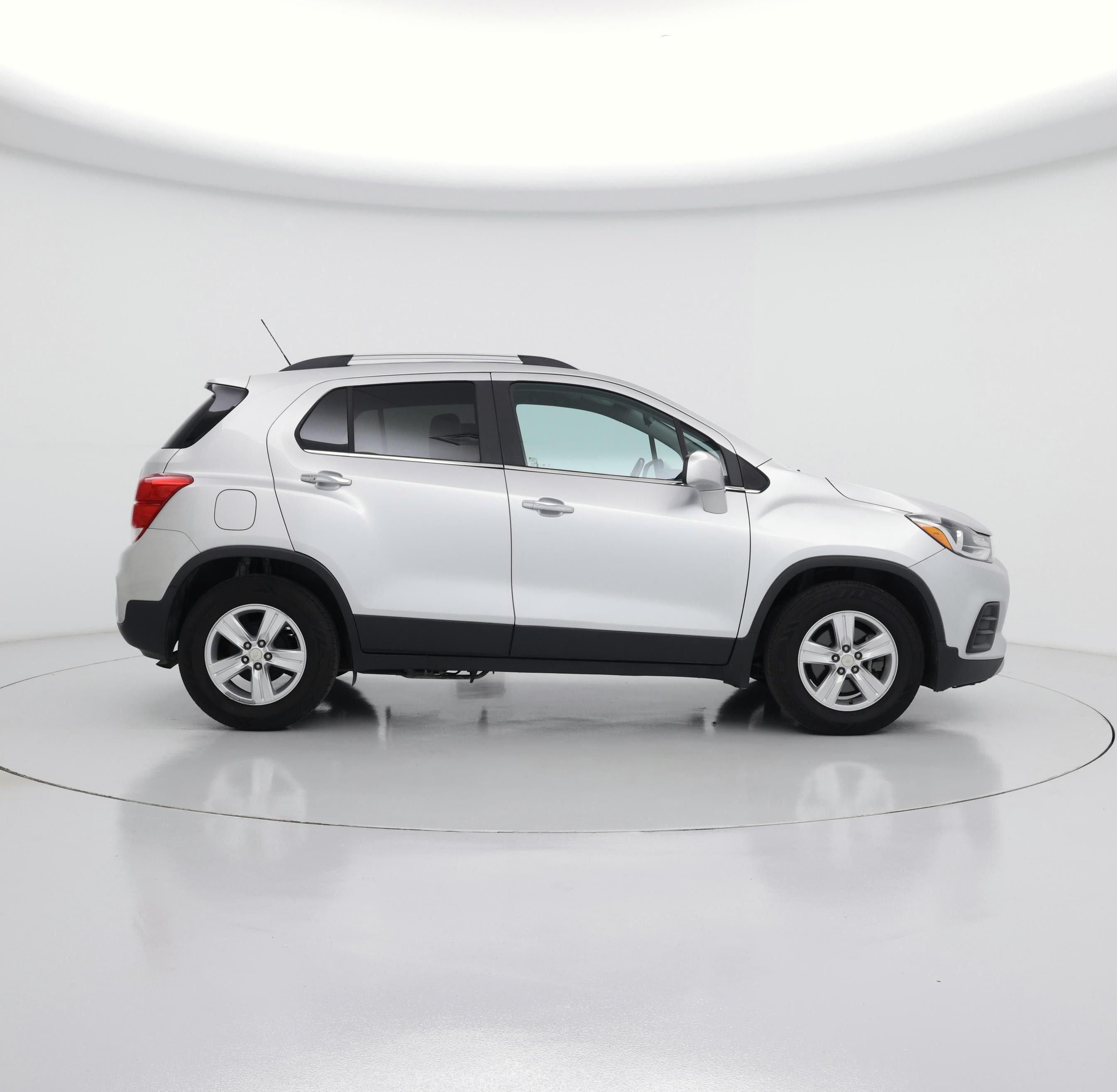 Thumbnail: 2017 Chevrolet Trax - 7