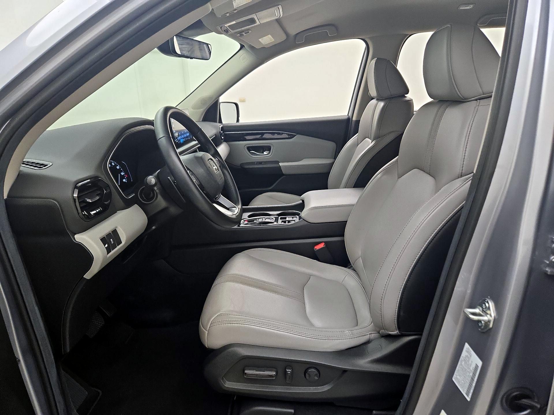 Thumbnail: 2025 Honda Pilot - 11