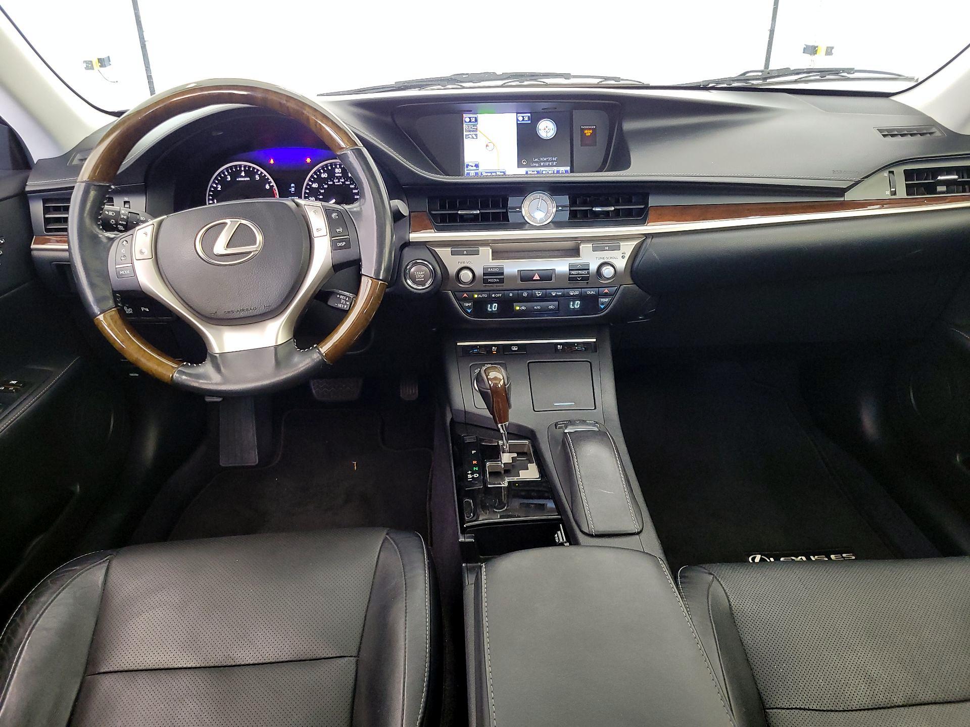 Thumbnail: 2014 Lexus ES - 9