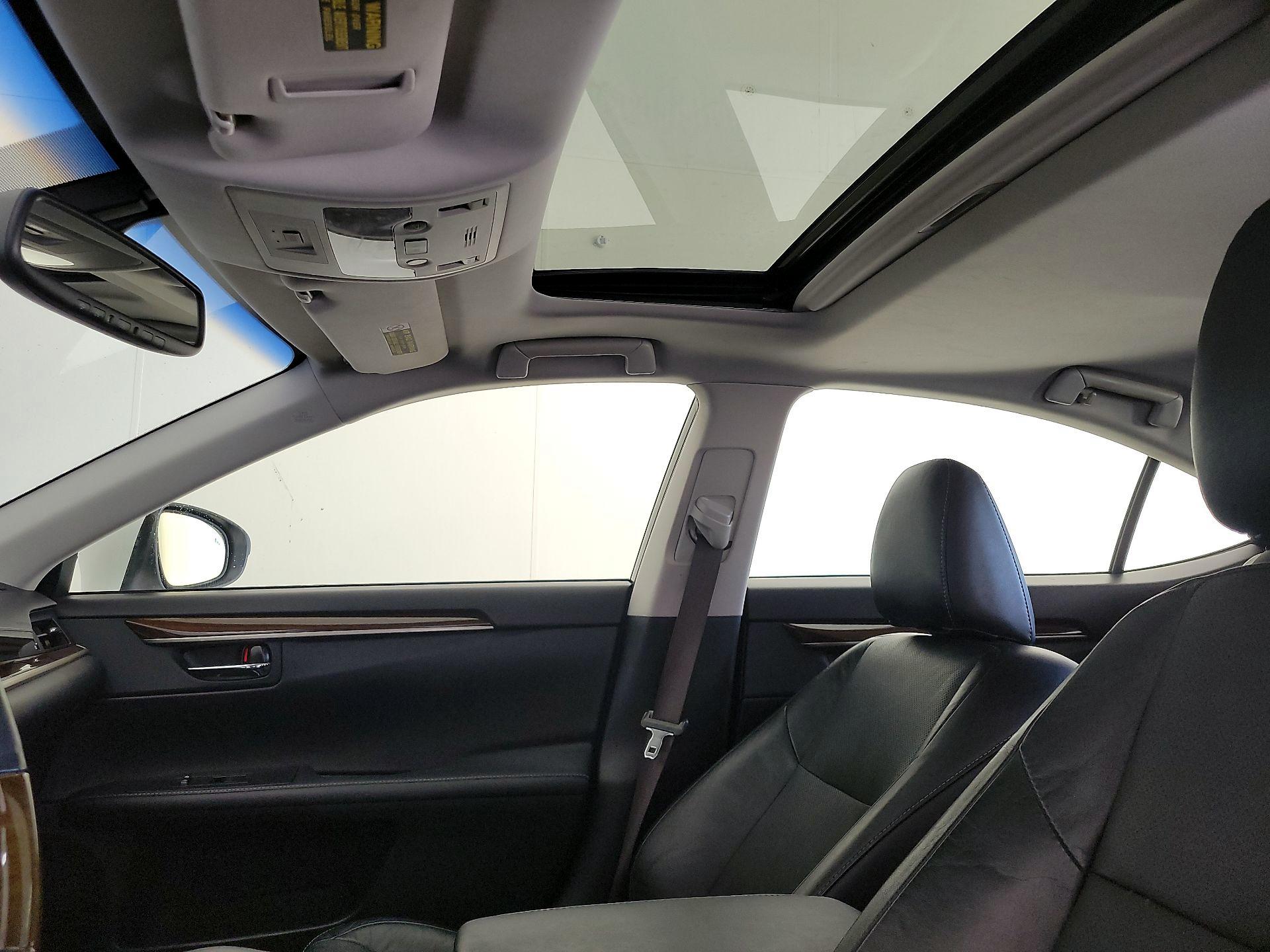 Thumbnail: 2014 Lexus ES - 20