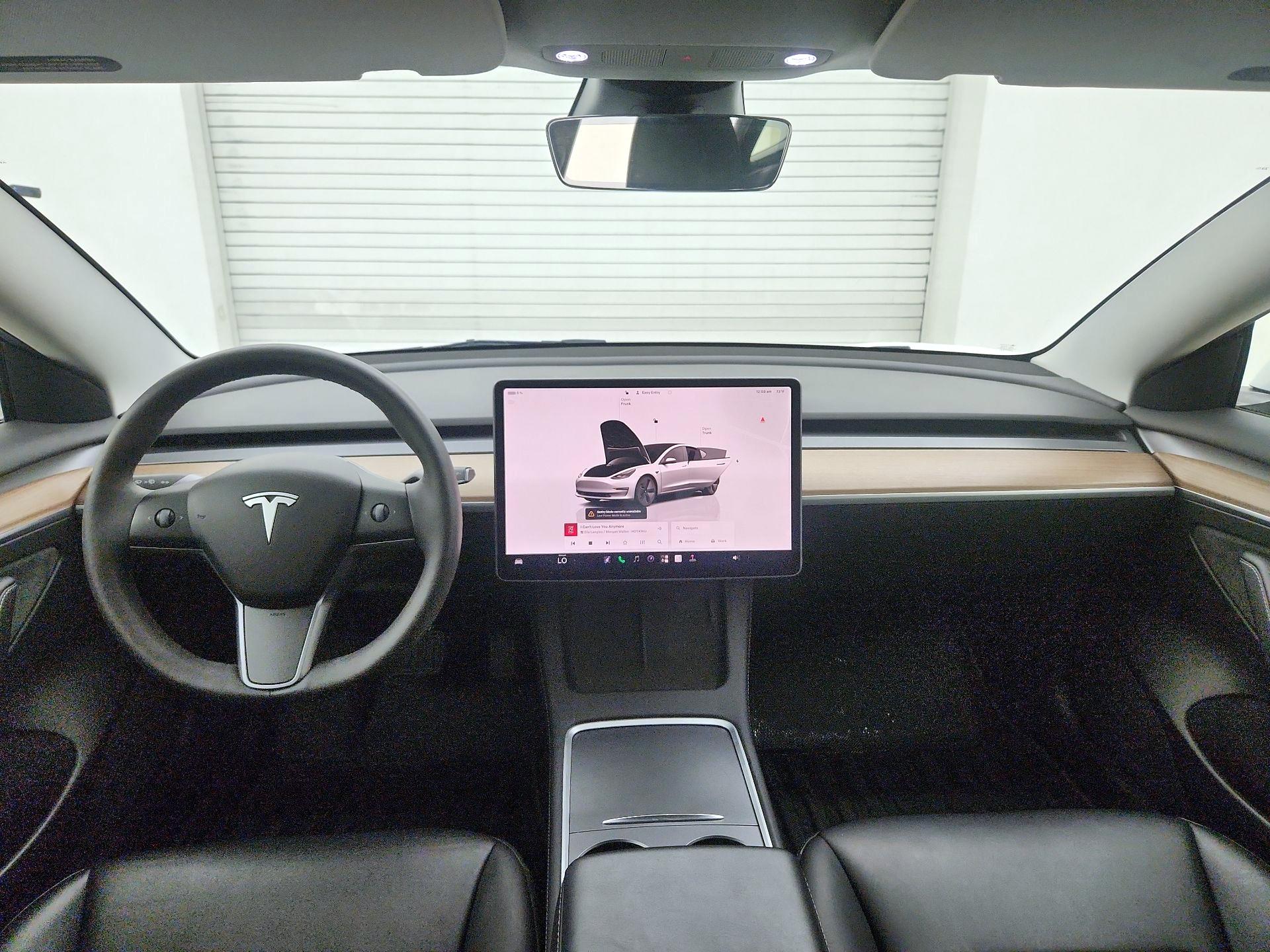 Thumbnail: 2023 Tesla Model 3 - 9