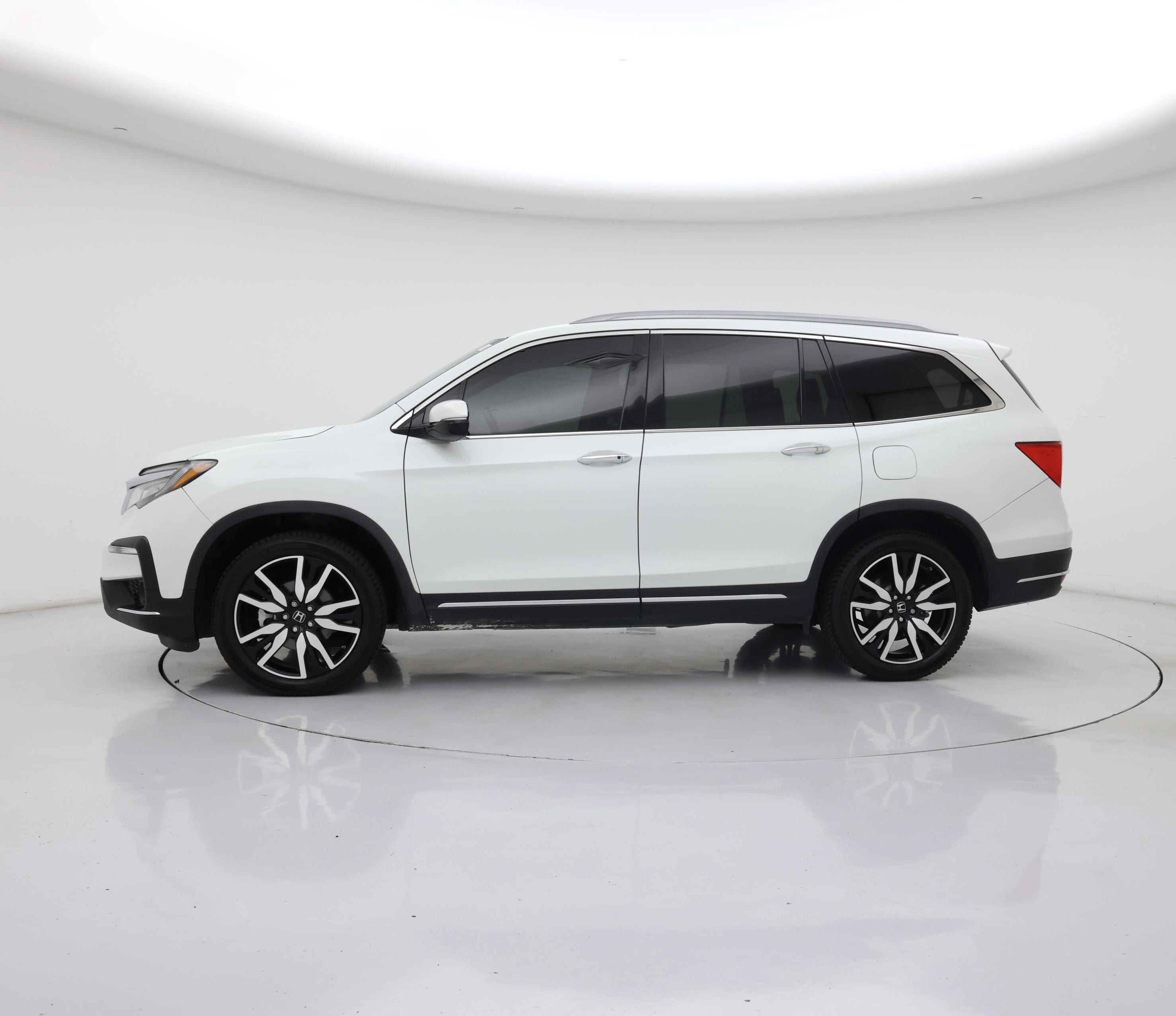 Thumbnail: 2021 Honda Pilot - 3