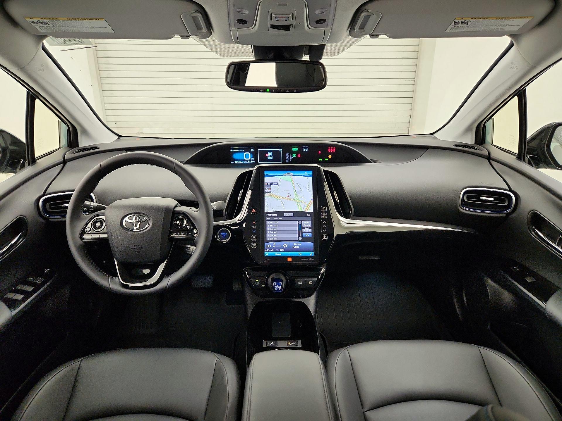 Thumbnail: 2020 Toyota Prius - 9