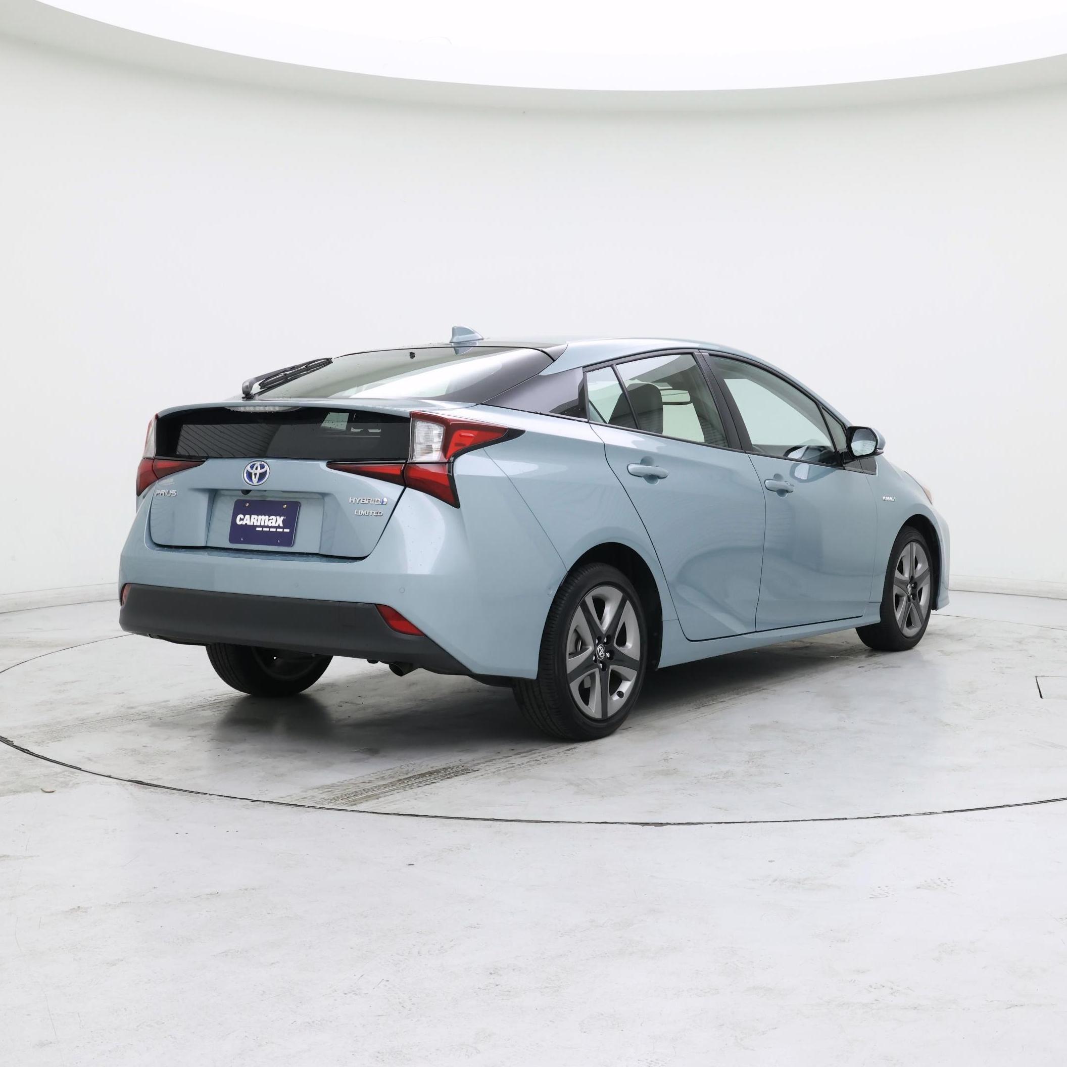 Thumbnail: 2020 Toyota Prius - 8