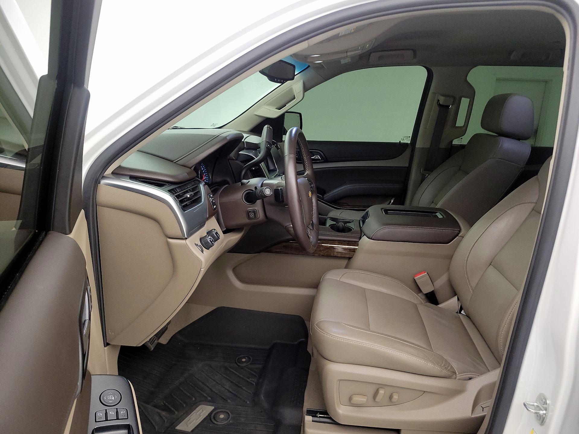 Thumbnail: 2020 Chevrolet Tahoe - 11