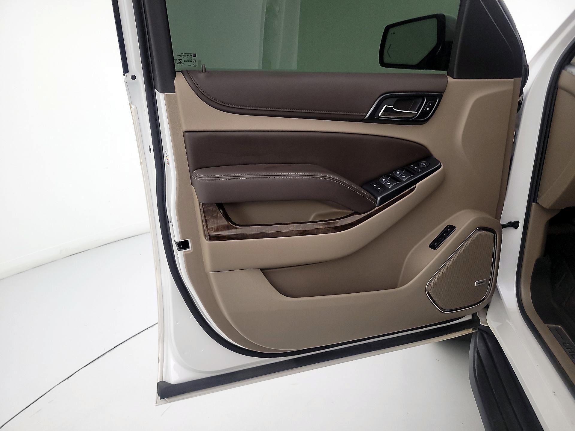 Thumbnail: 2020 Chevrolet Tahoe - 12
