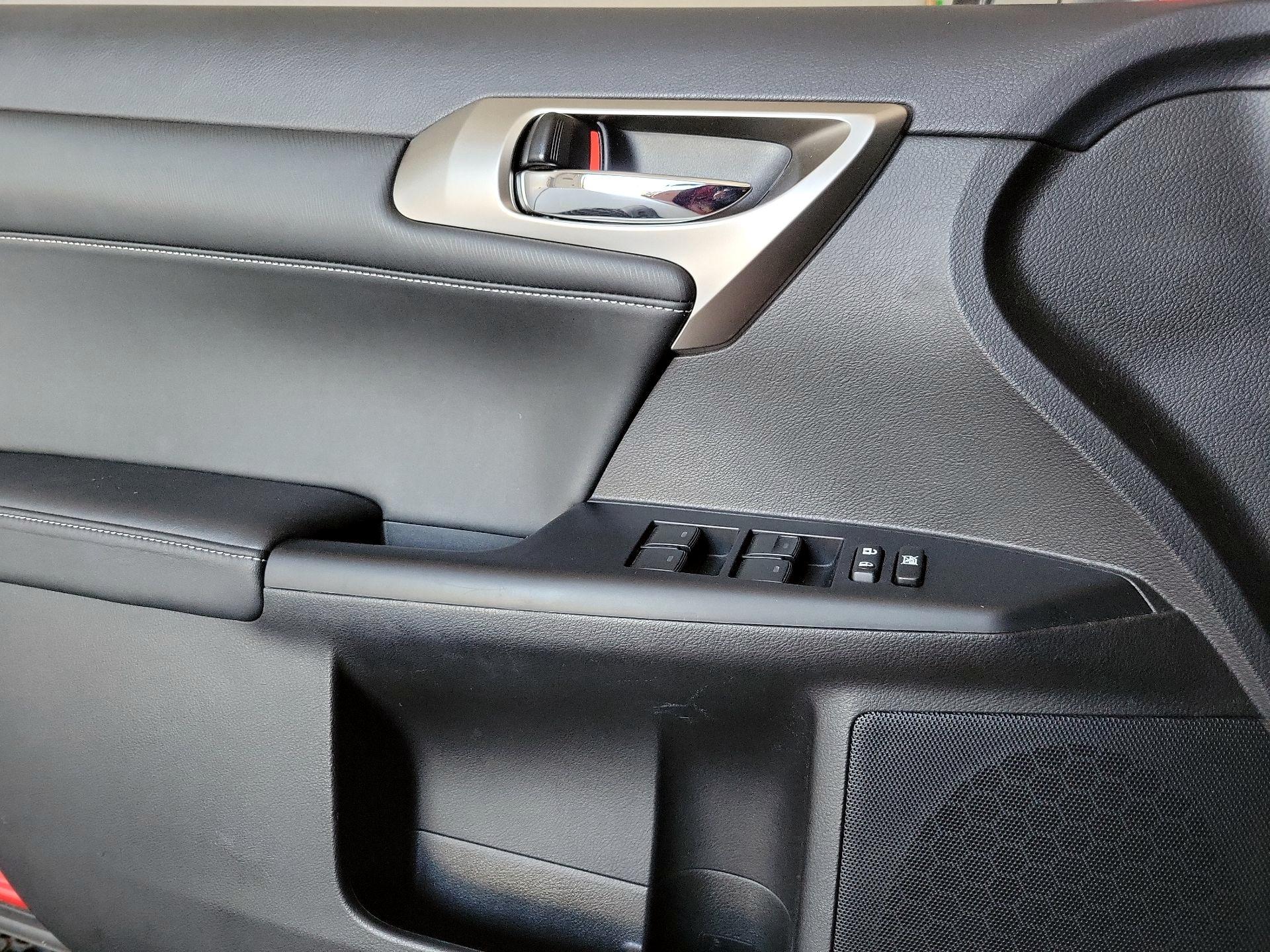 Thumbnail: 2016 Lexus CT - 12