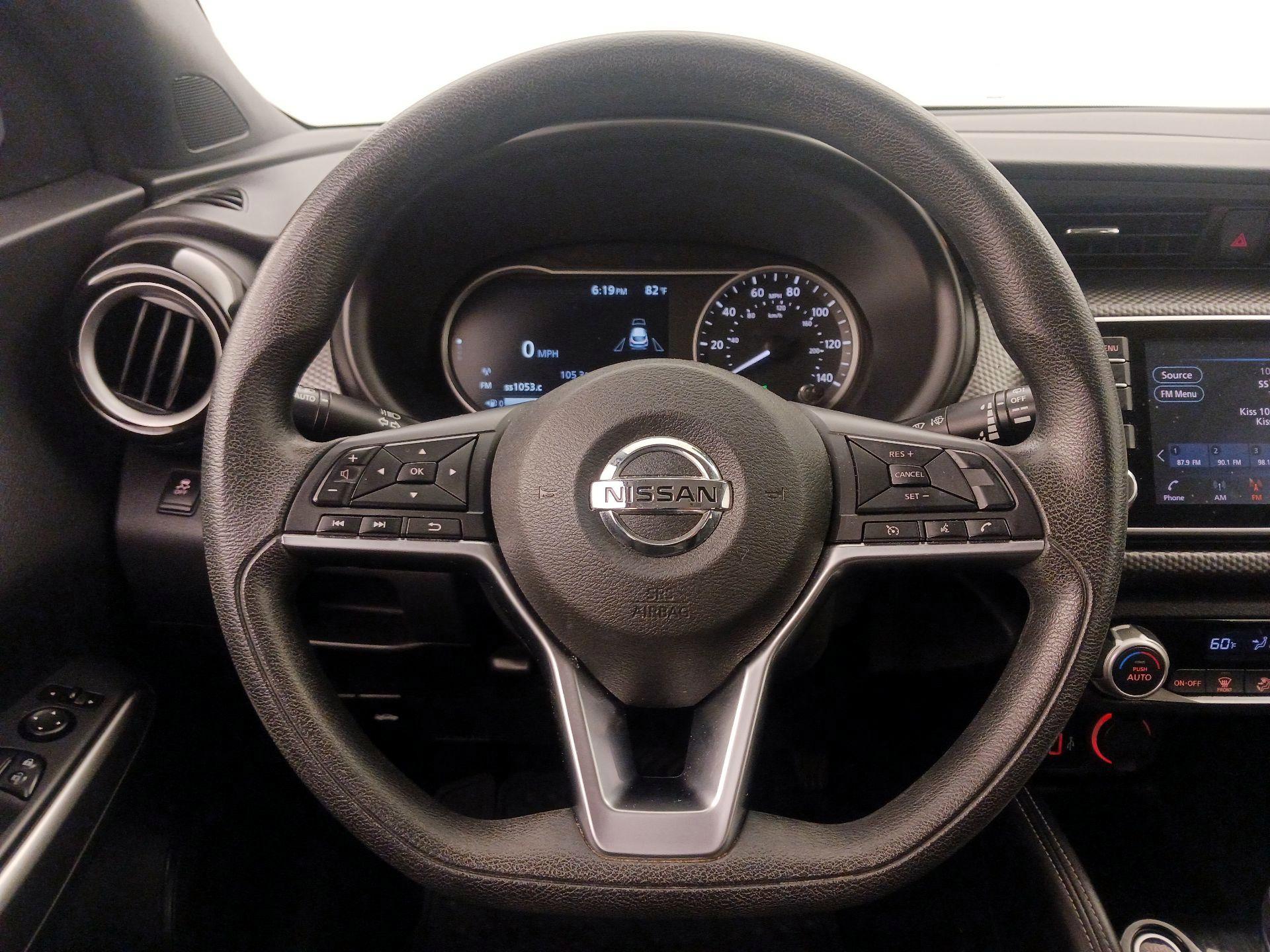 Thumbnail: 2019 Nissan Kicks - 10