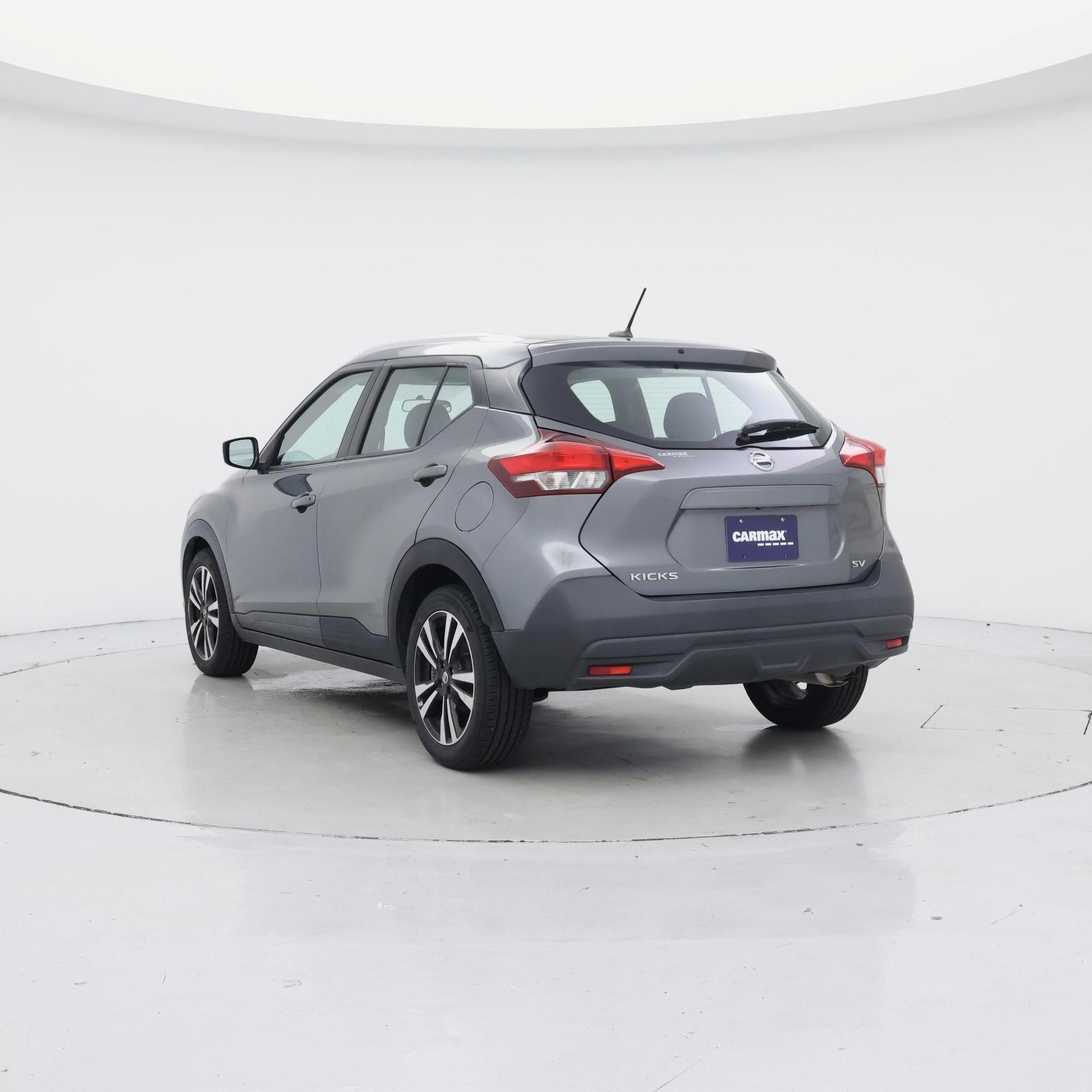 Thumbnail: 2019 Nissan Kicks - 2