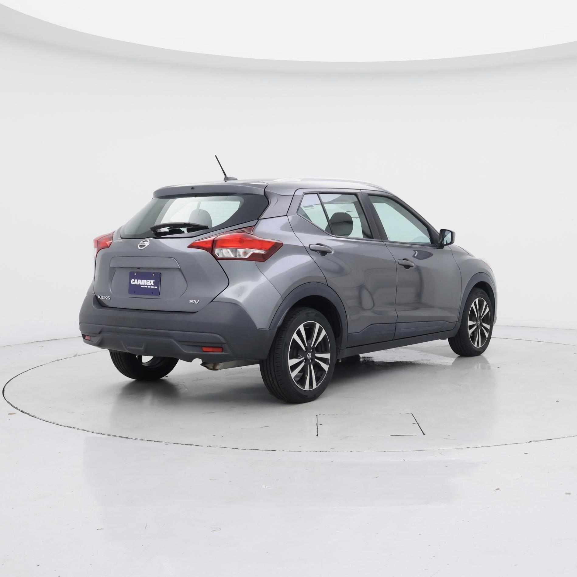 Thumbnail: 2019 Nissan Kicks - 8