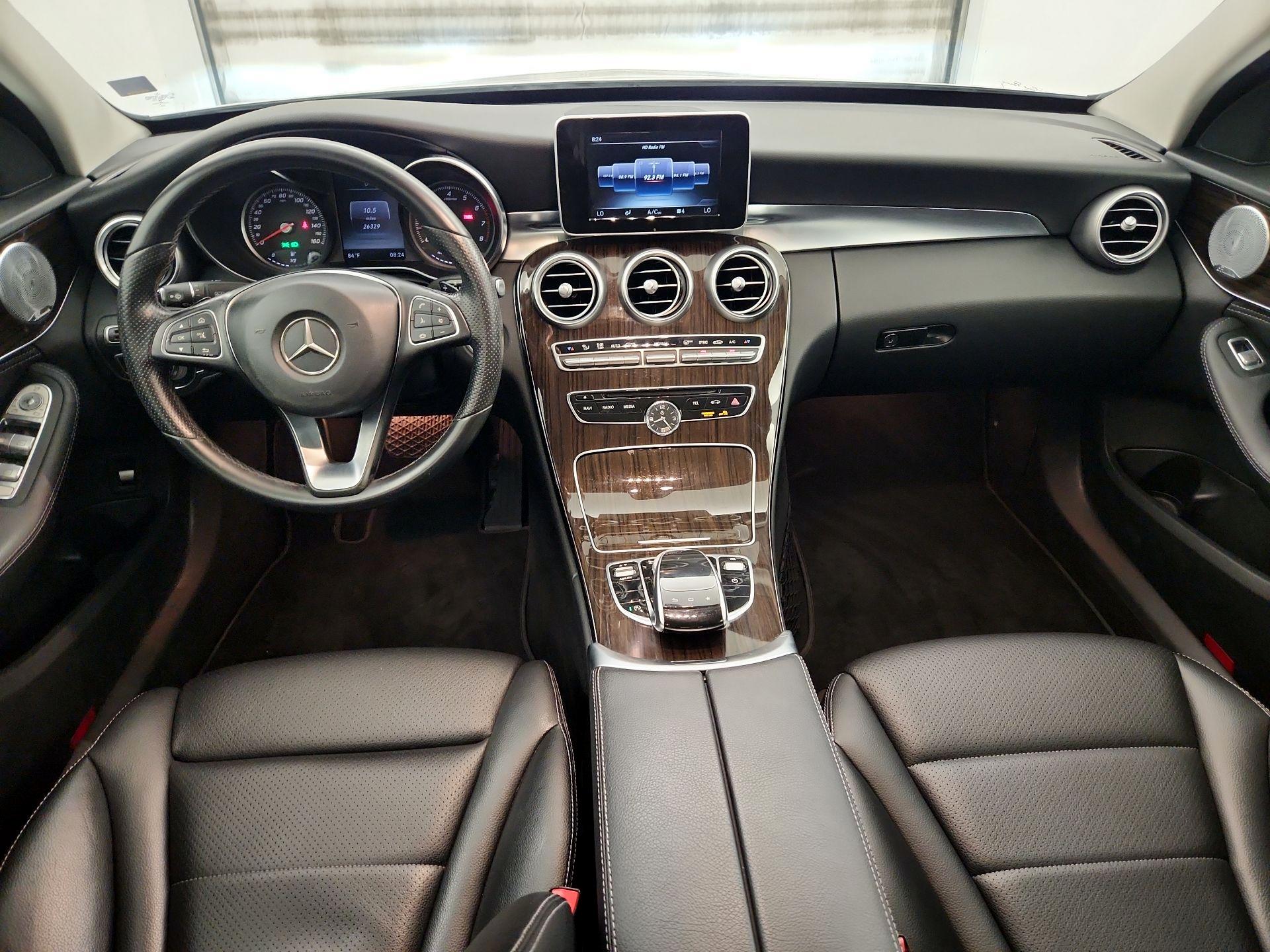 Thumbnail: 2015 Mercedes-Benz C-Class - 9