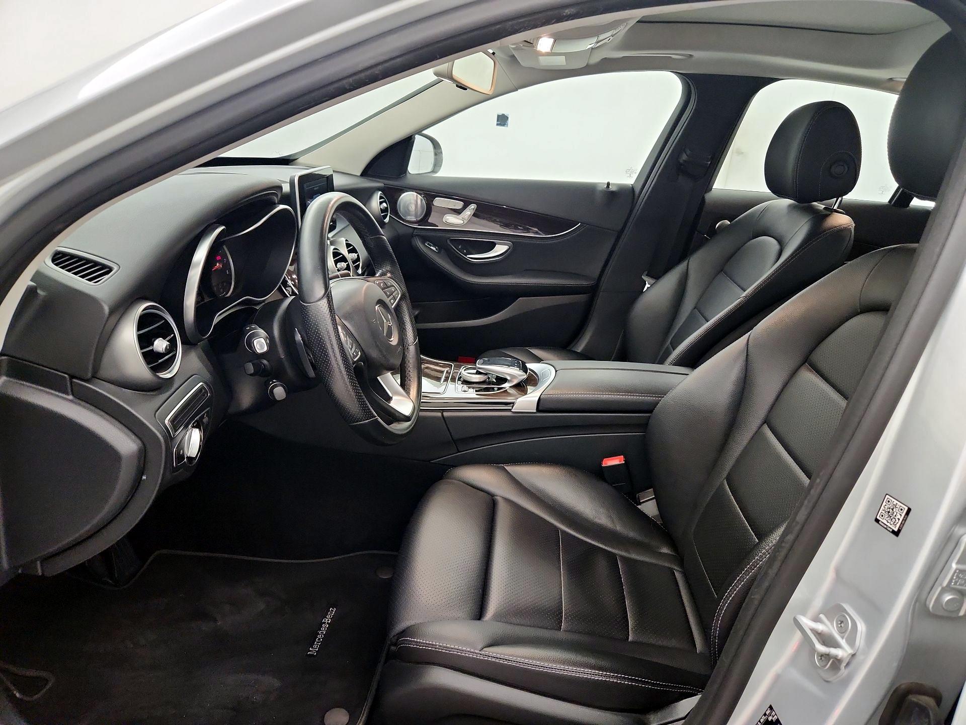 Thumbnail: 2015 Mercedes-Benz C-Class - 11