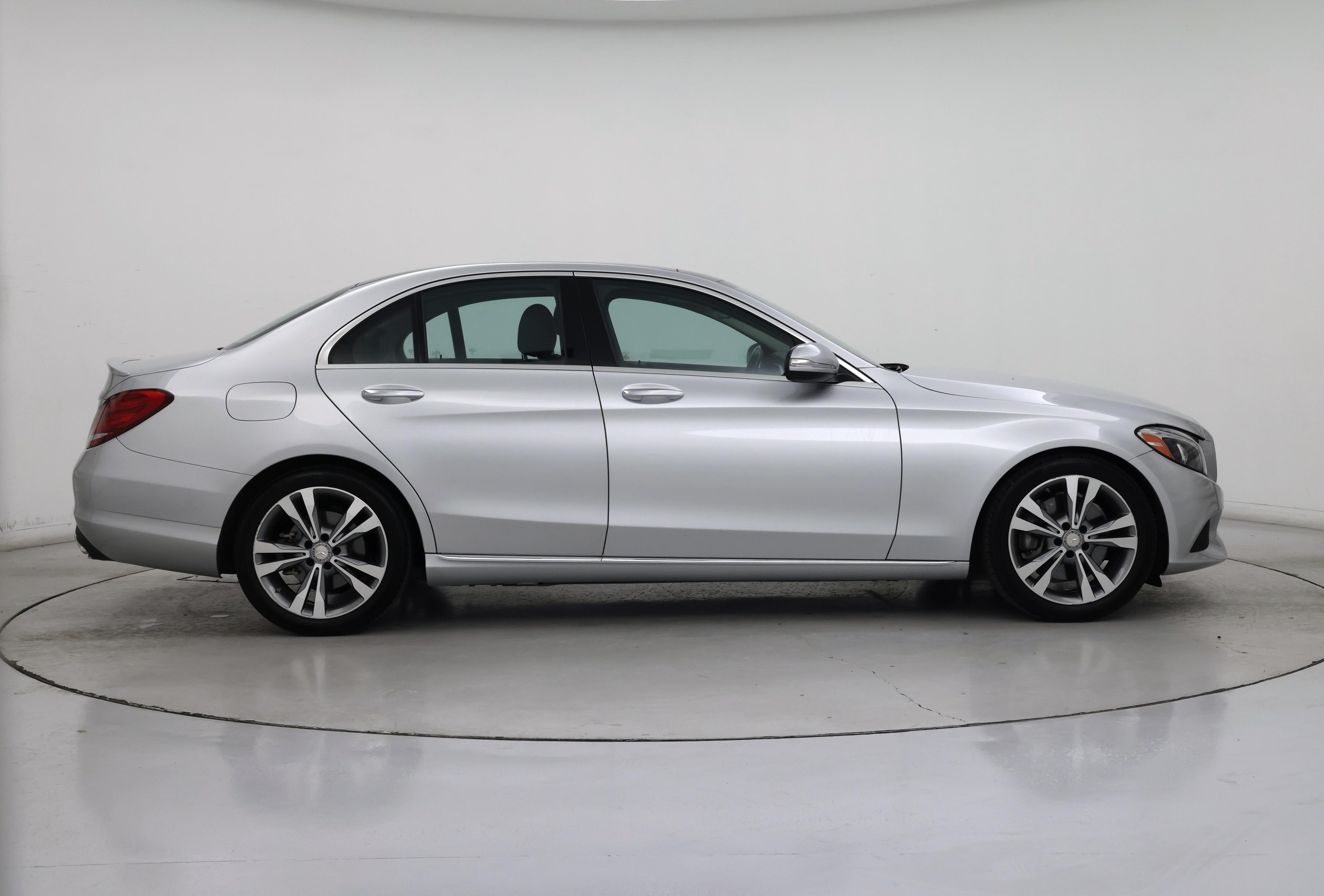Thumbnail: 2015 Mercedes-Benz C-Class - 7