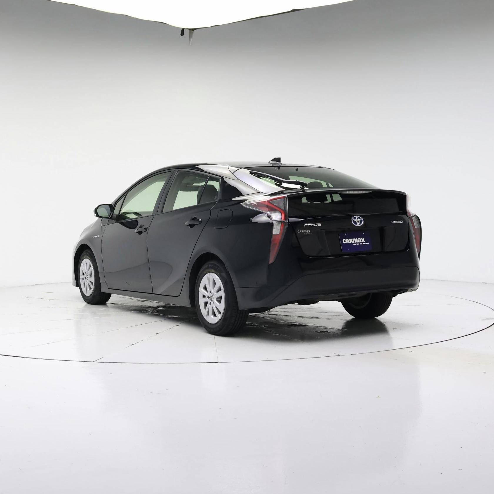 Thumbnail: 2017 Toyota Prius - 2