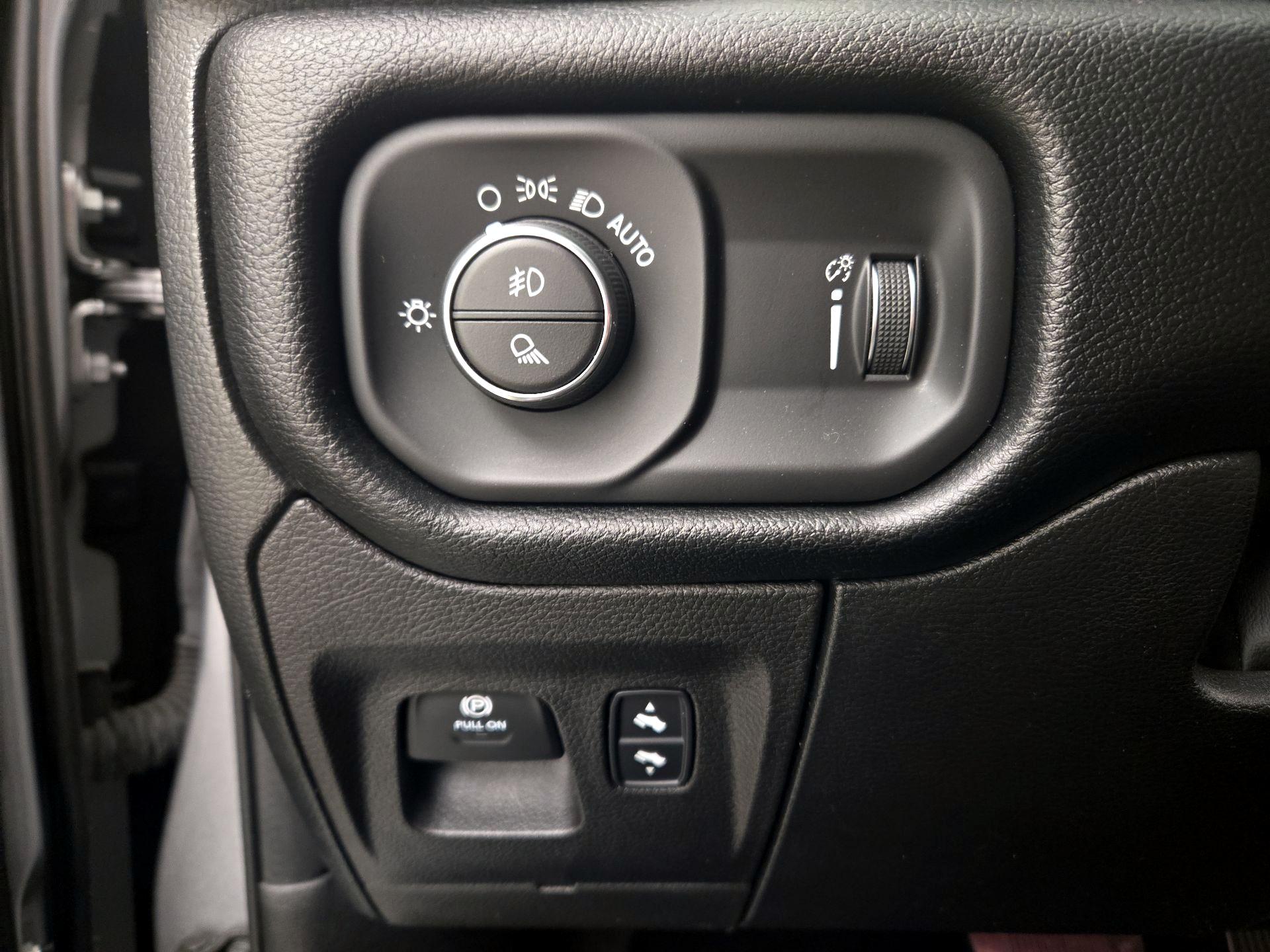 Thumbnail: 2022 RAM 1500 - 13