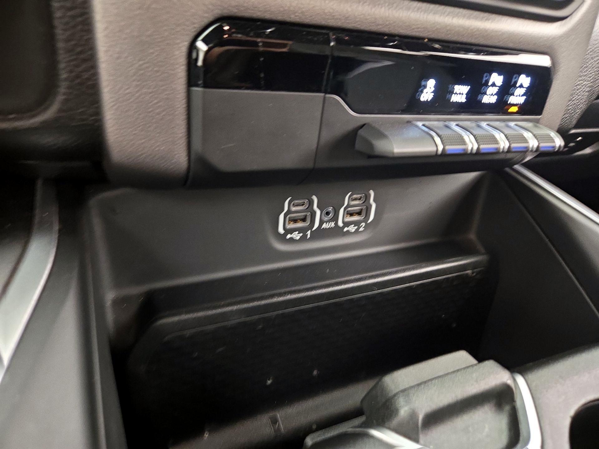 Thumbnail: 2022 RAM 1500 - 18