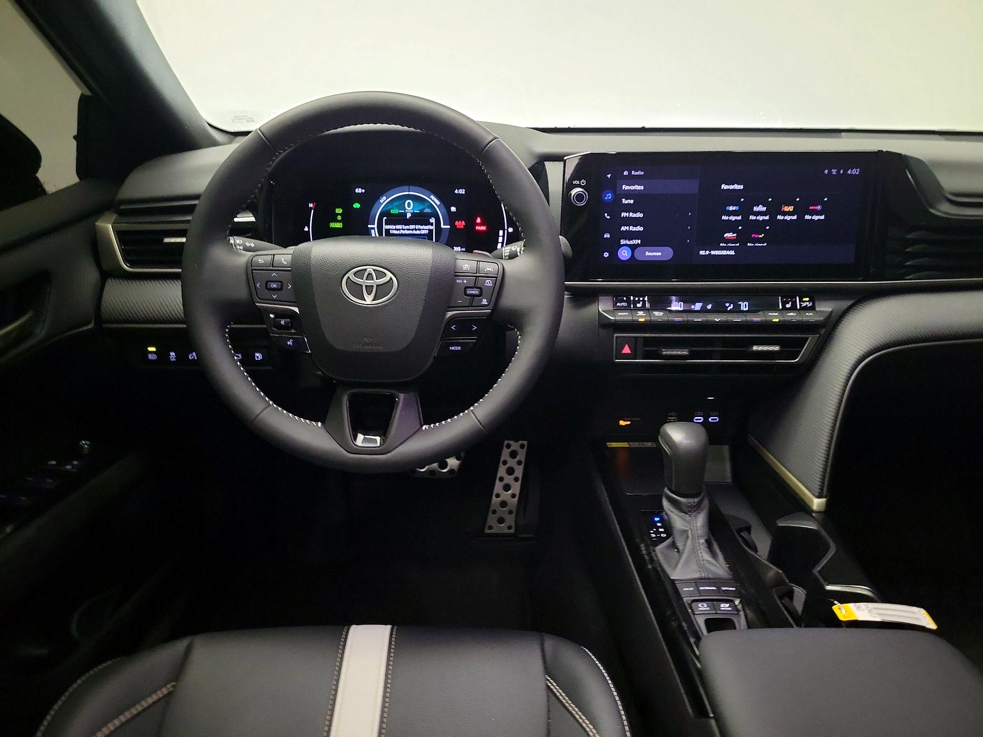 Thumbnail: 2025 Toyota Camry - 10
