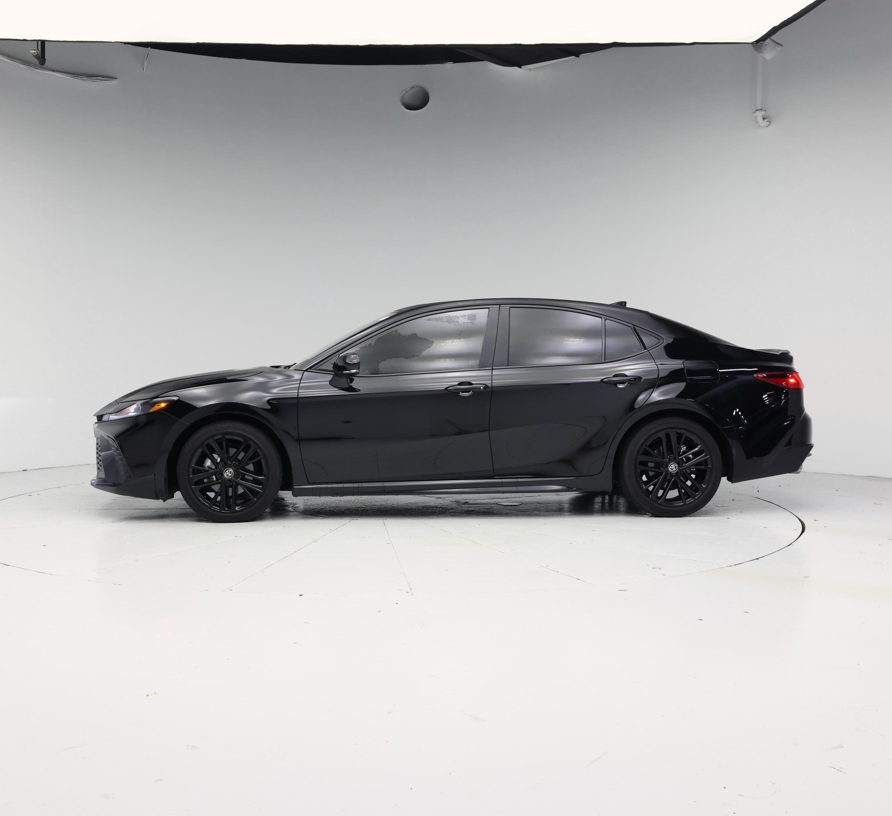 Thumbnail: 2025 Toyota Camry - 3