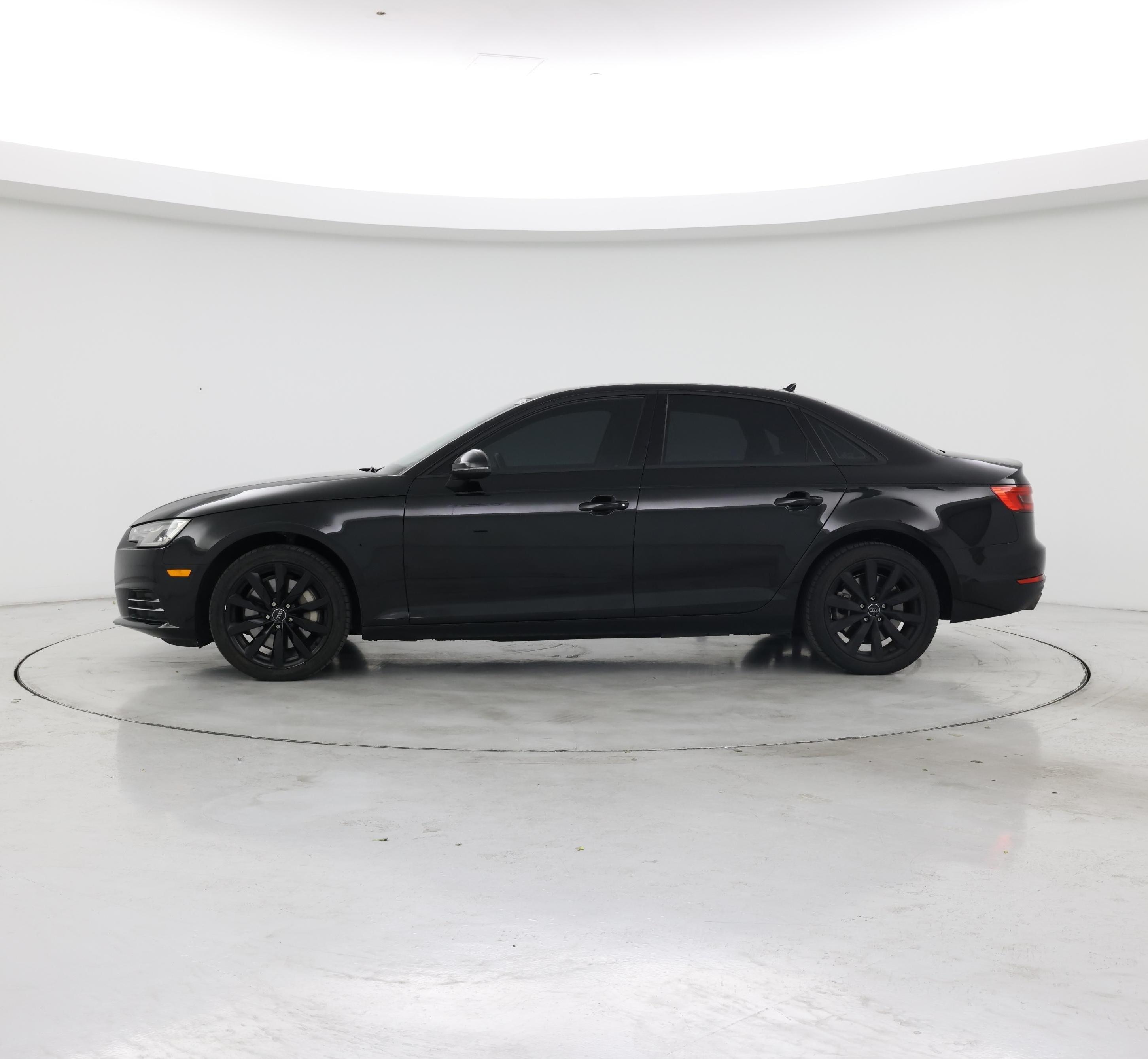 Thumbnail: 2017 Audi A4 - 3