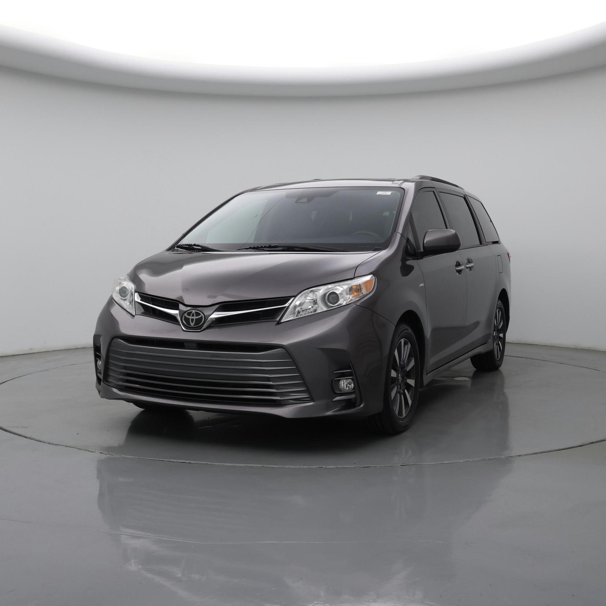 Thumbnail: 2019 Toyota Sienna - 4