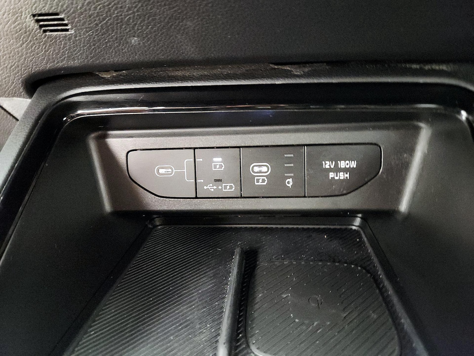 2025 Kia K5 GT-Line - Photo 19