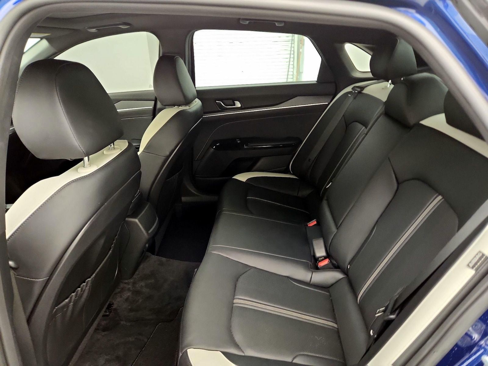 2025 Kia K5 GT-Line - Photo 21