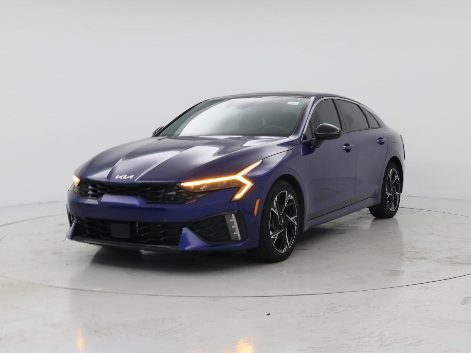 2025 Kia K5 GT-Line - Photo 5