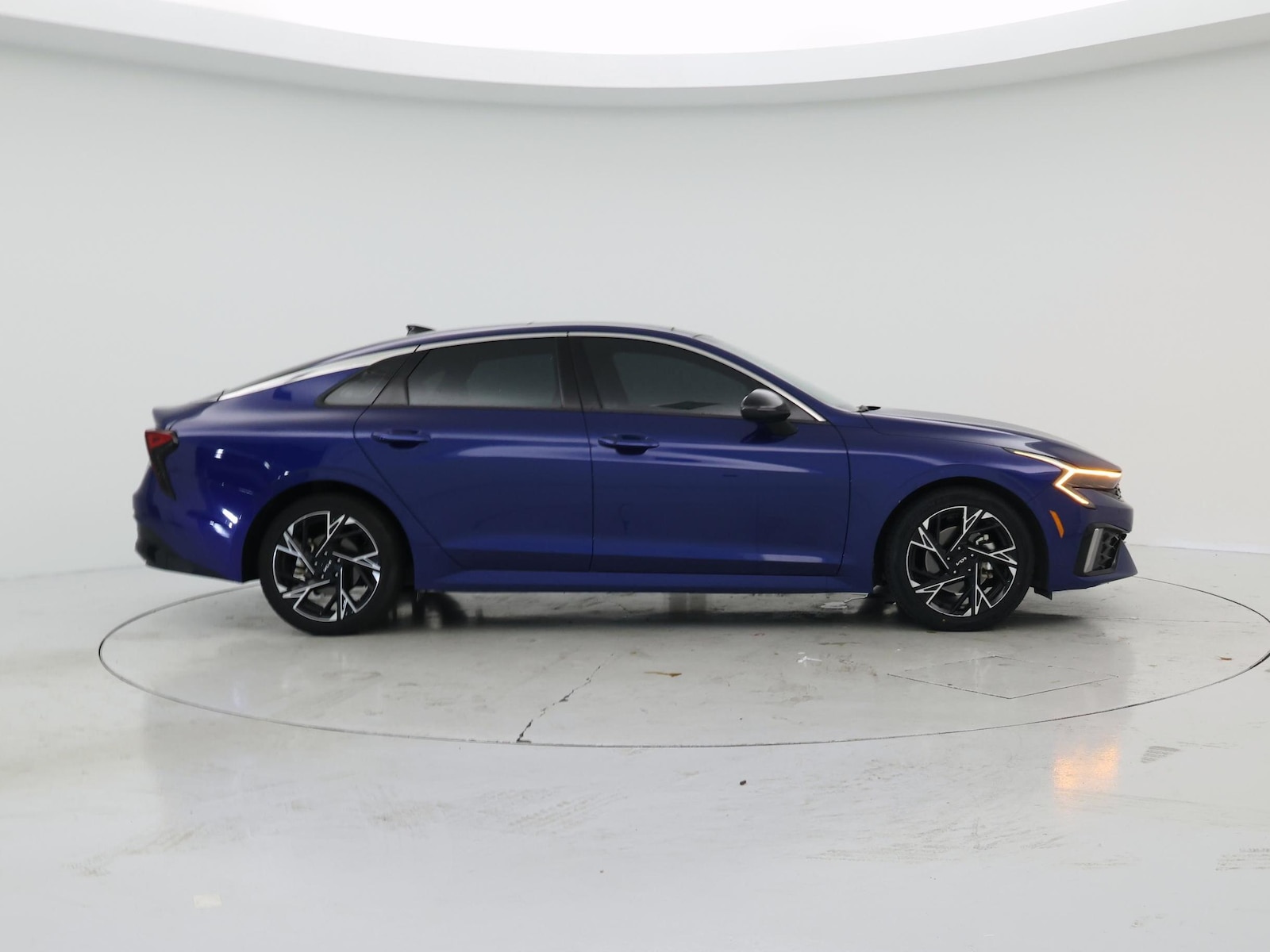 2025 Kia K5 GT-Line - Photo 8