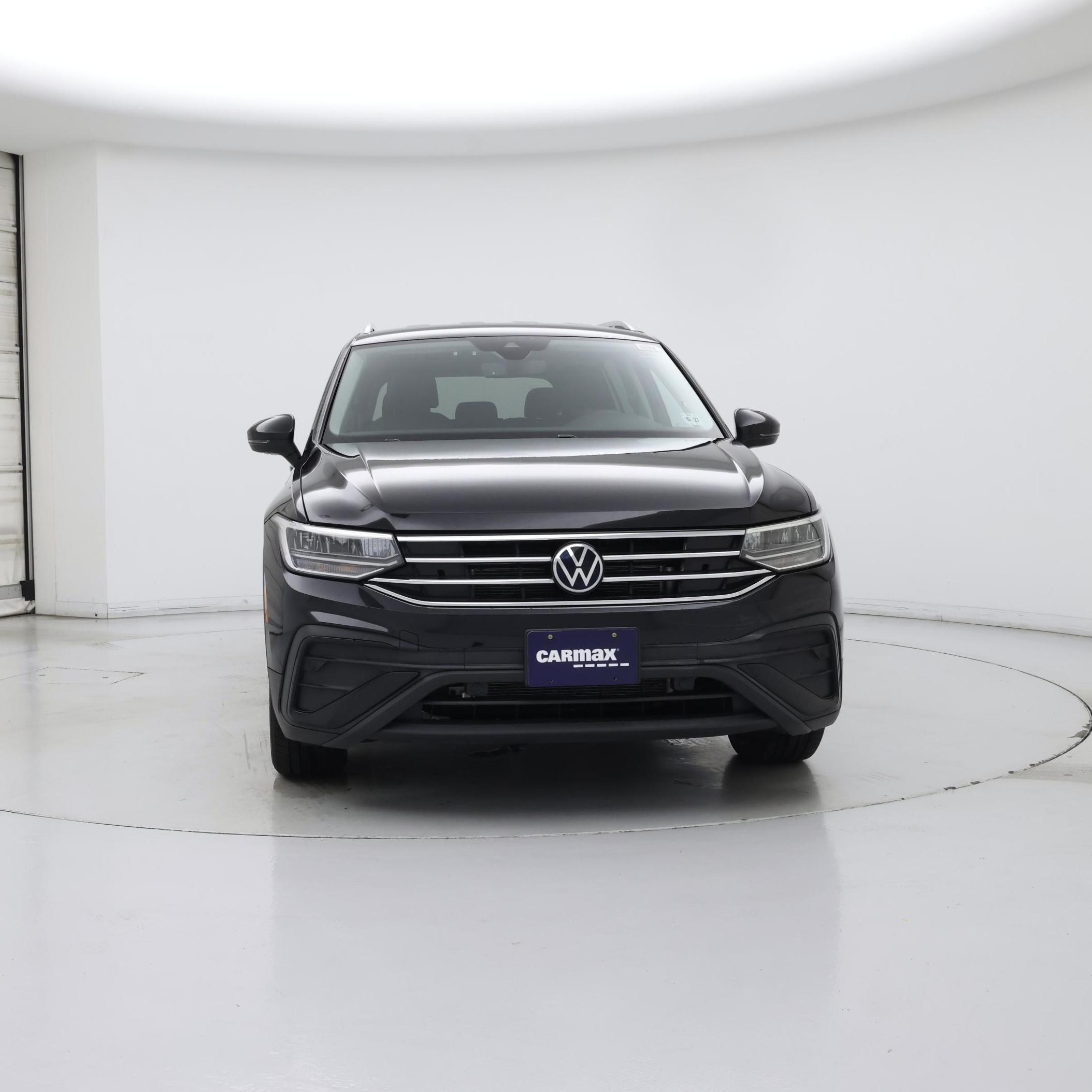 Thumbnail: 2022 Volkswagen Tiguan - 5