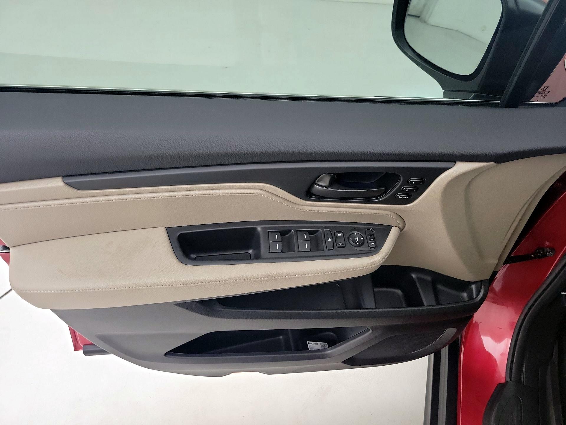Thumbnail: 2024 Honda Odyssey - 12