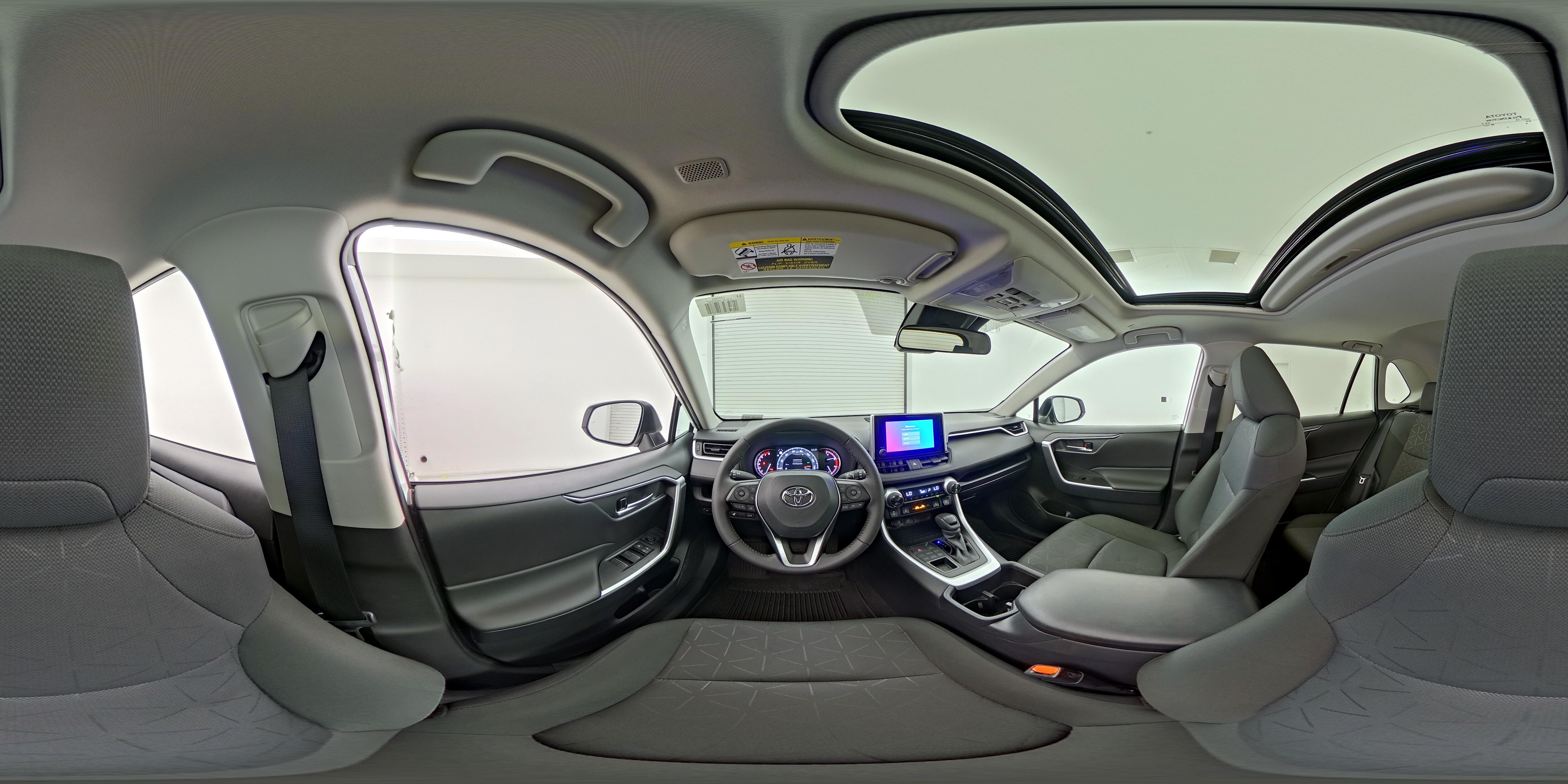 2025 Toyota RAV4 XLE - Photo 27