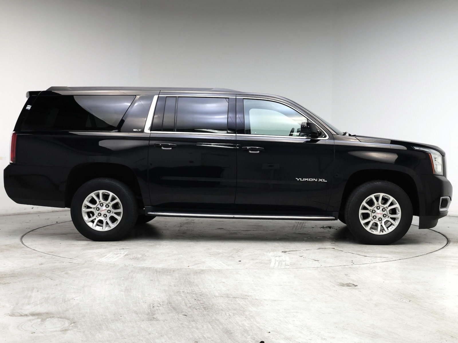 2020 GMC Yukon XL SLT - Photo 8