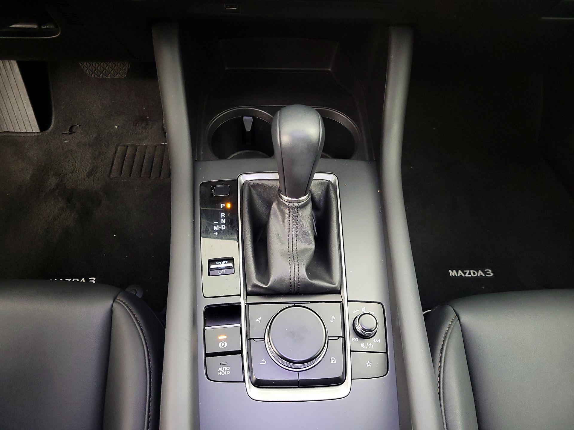 Thumbnail: 2021 Mazda Mazda3 - 15