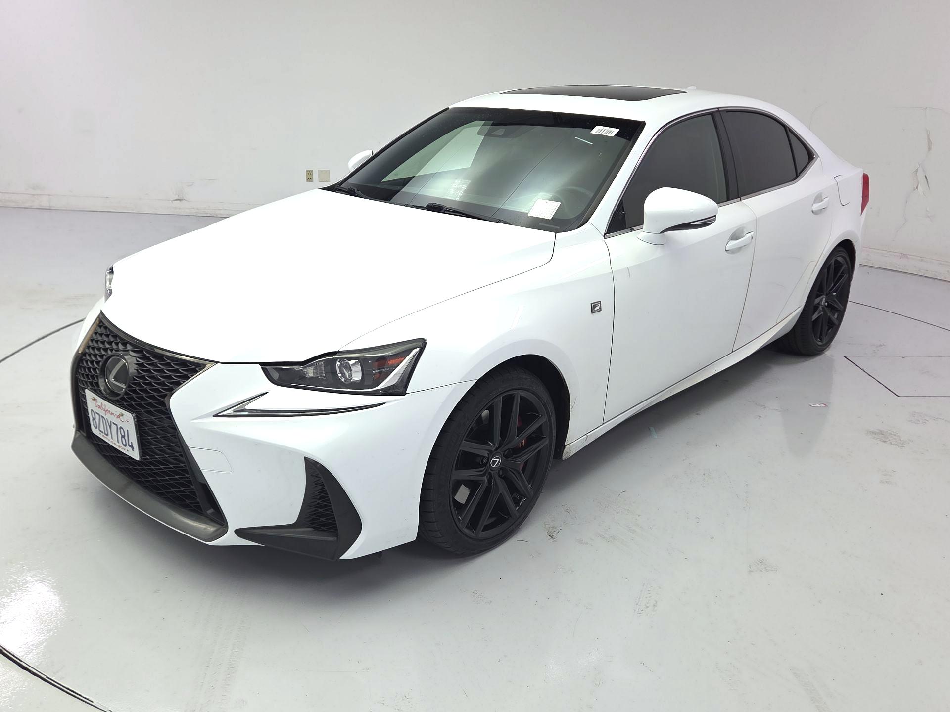 Thumbnail: 2017 Lexus IS - 3