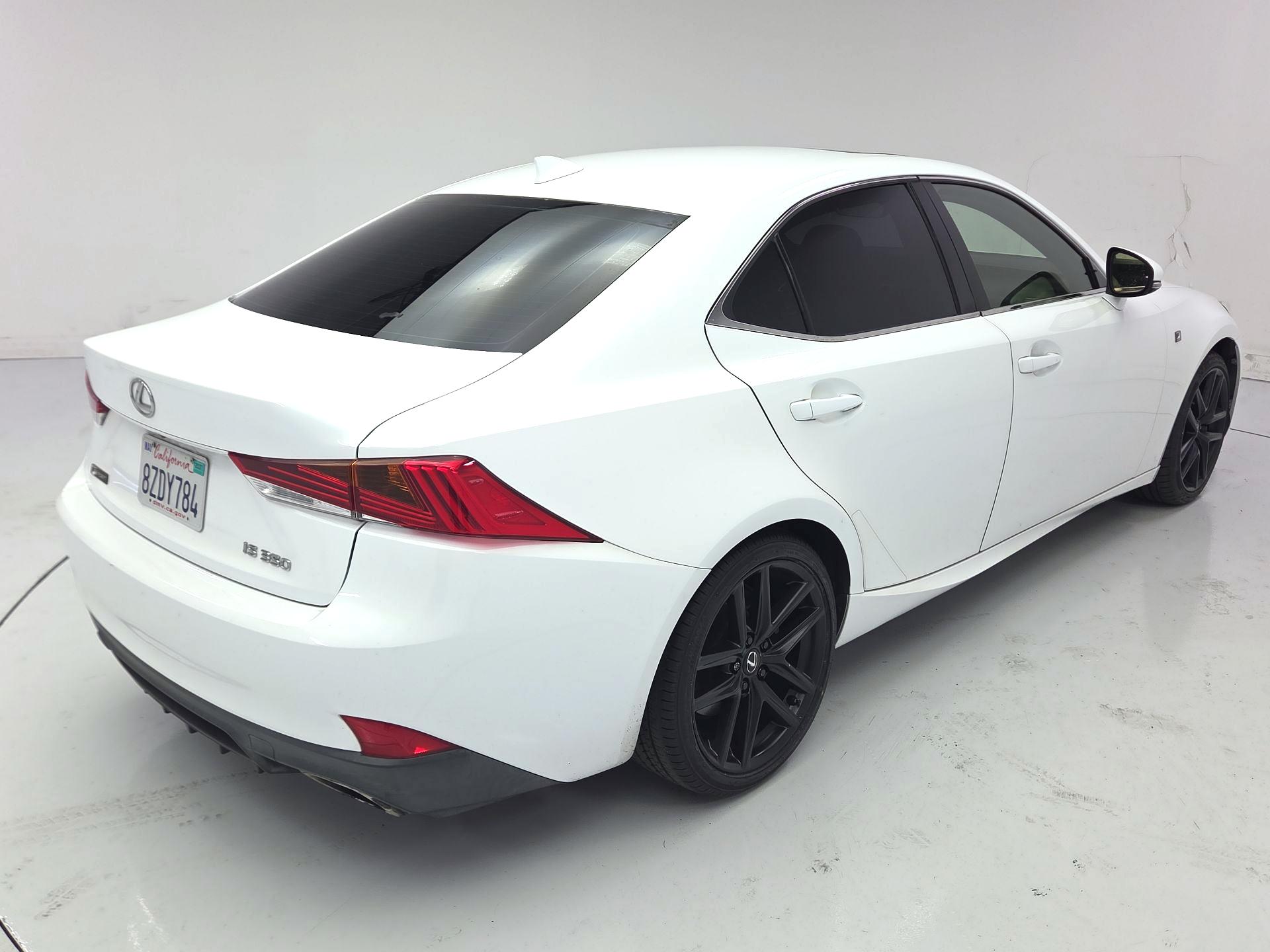 Thumbnail: 2017 Lexus IS - 5