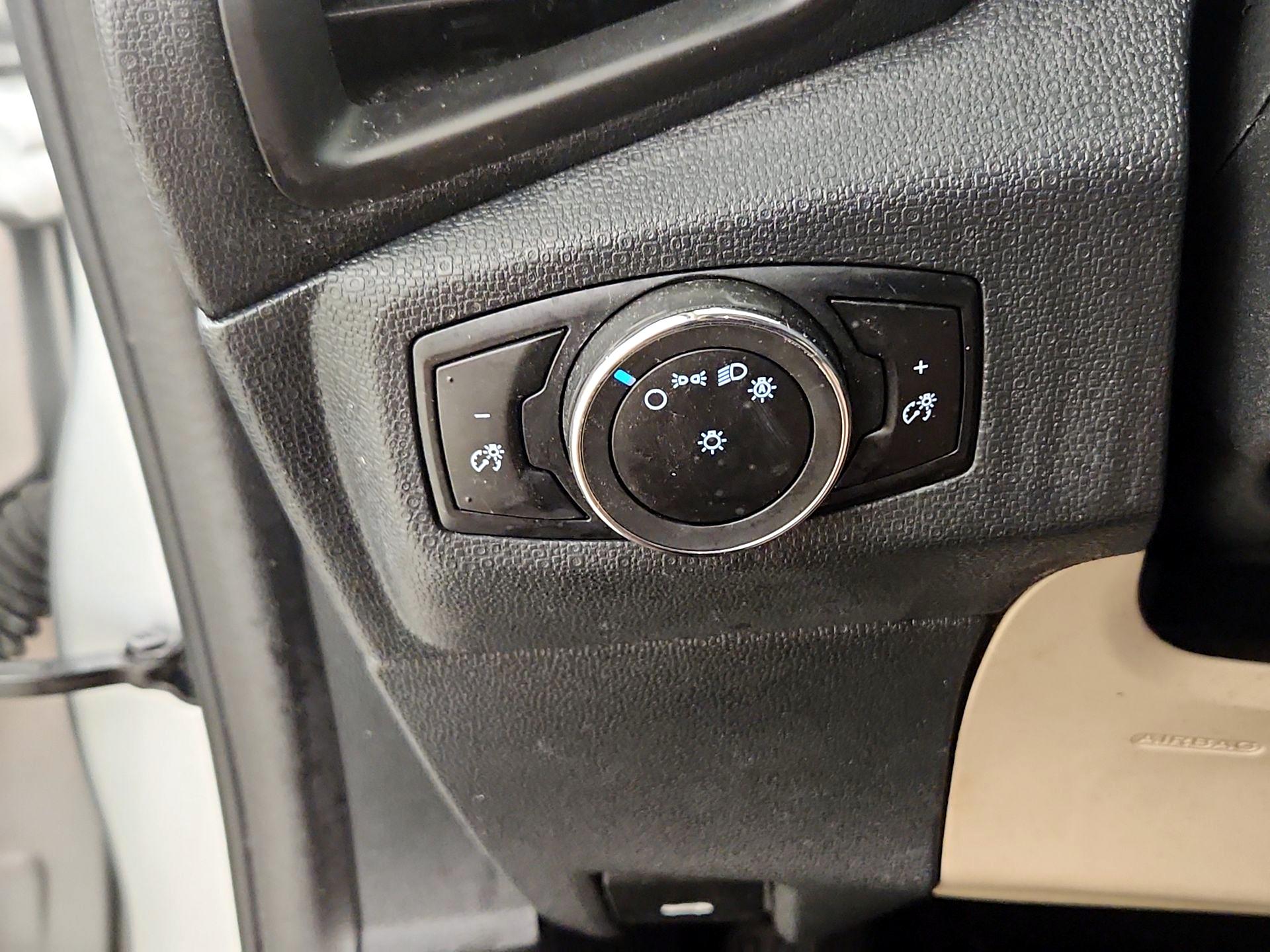 Thumbnail: 2019 Ford EcoSport - 13