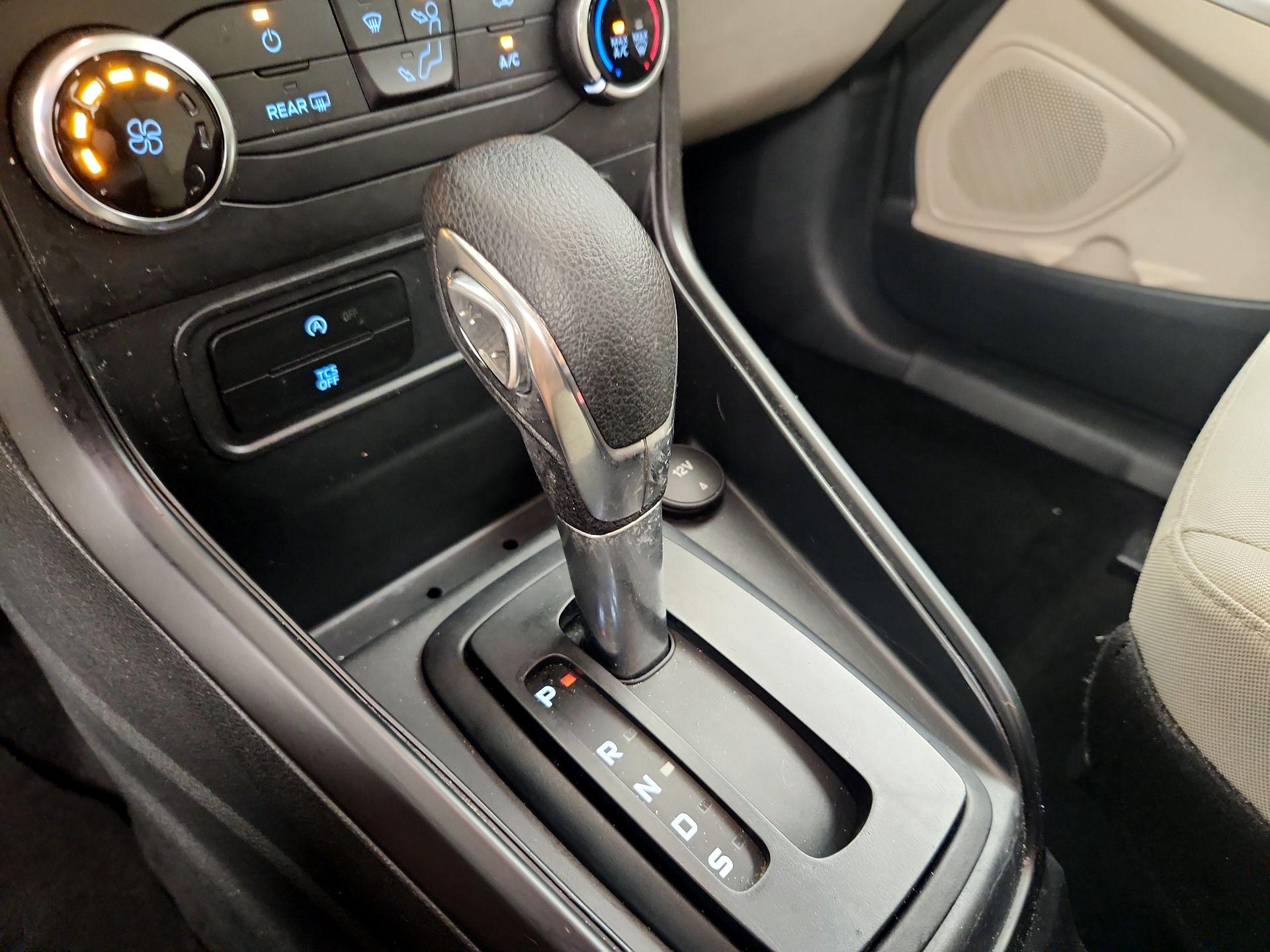 Thumbnail: 2019 Ford EcoSport - 17