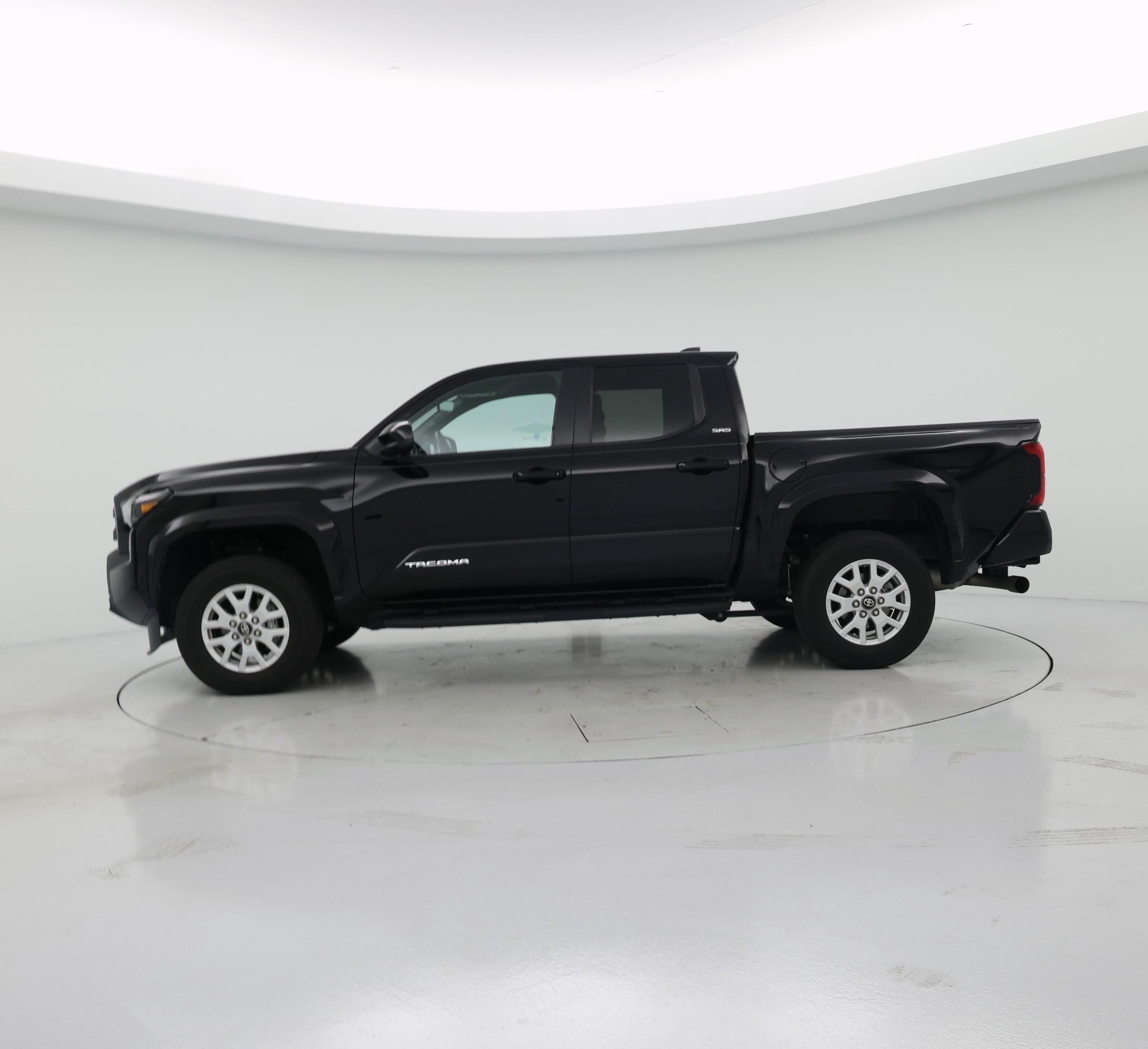 Thumbnail: 2024 Toyota Tacoma - 3