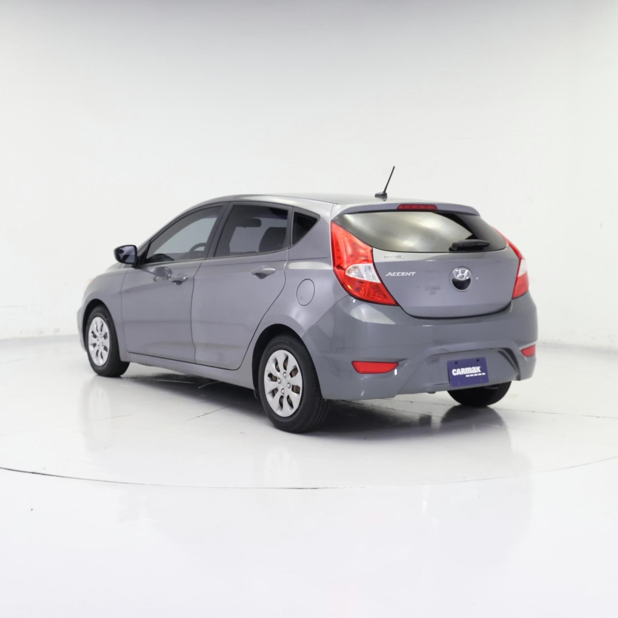 Thumbnail: 2015 Hyundai Accent - 2