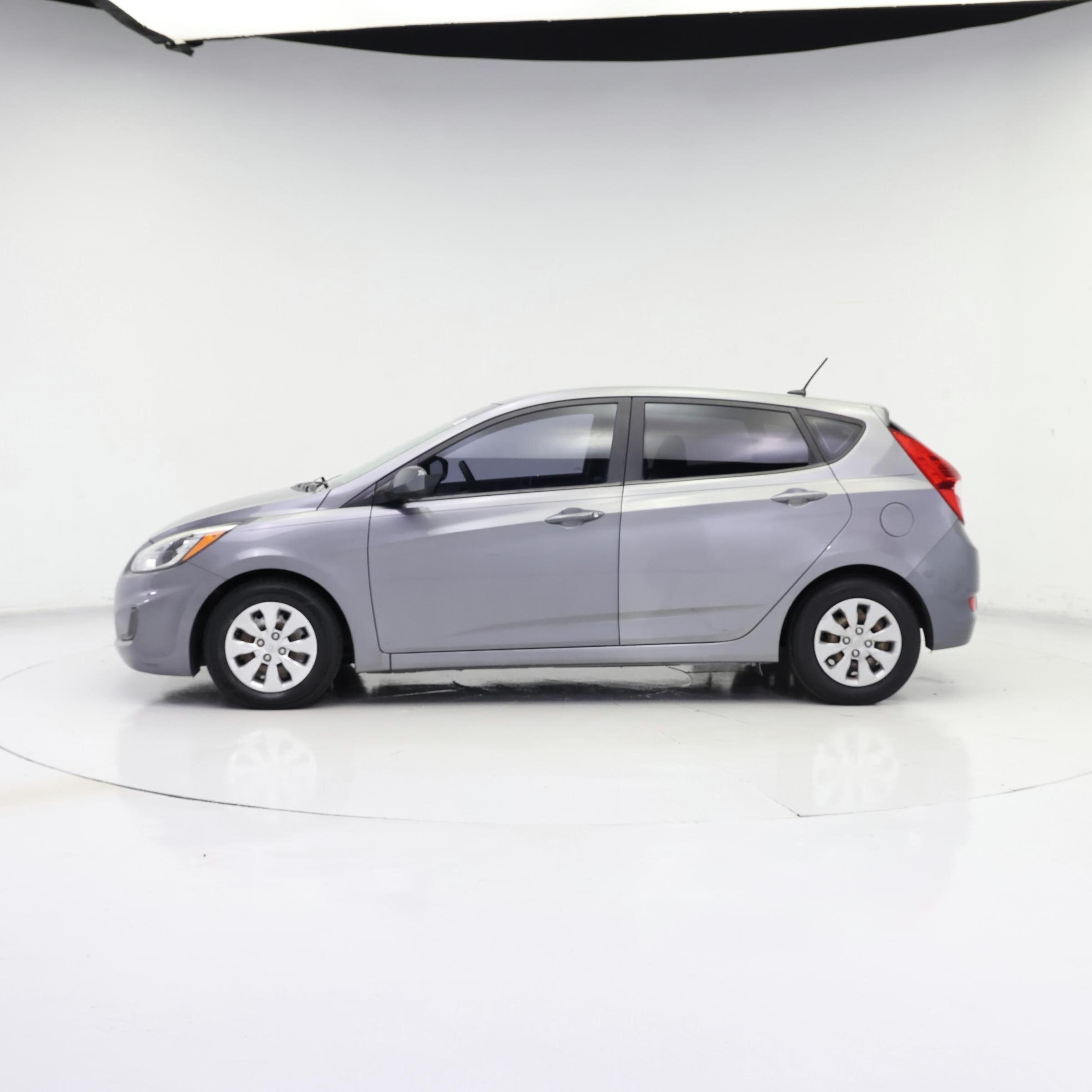 Thumbnail: 2015 Hyundai Accent - 3