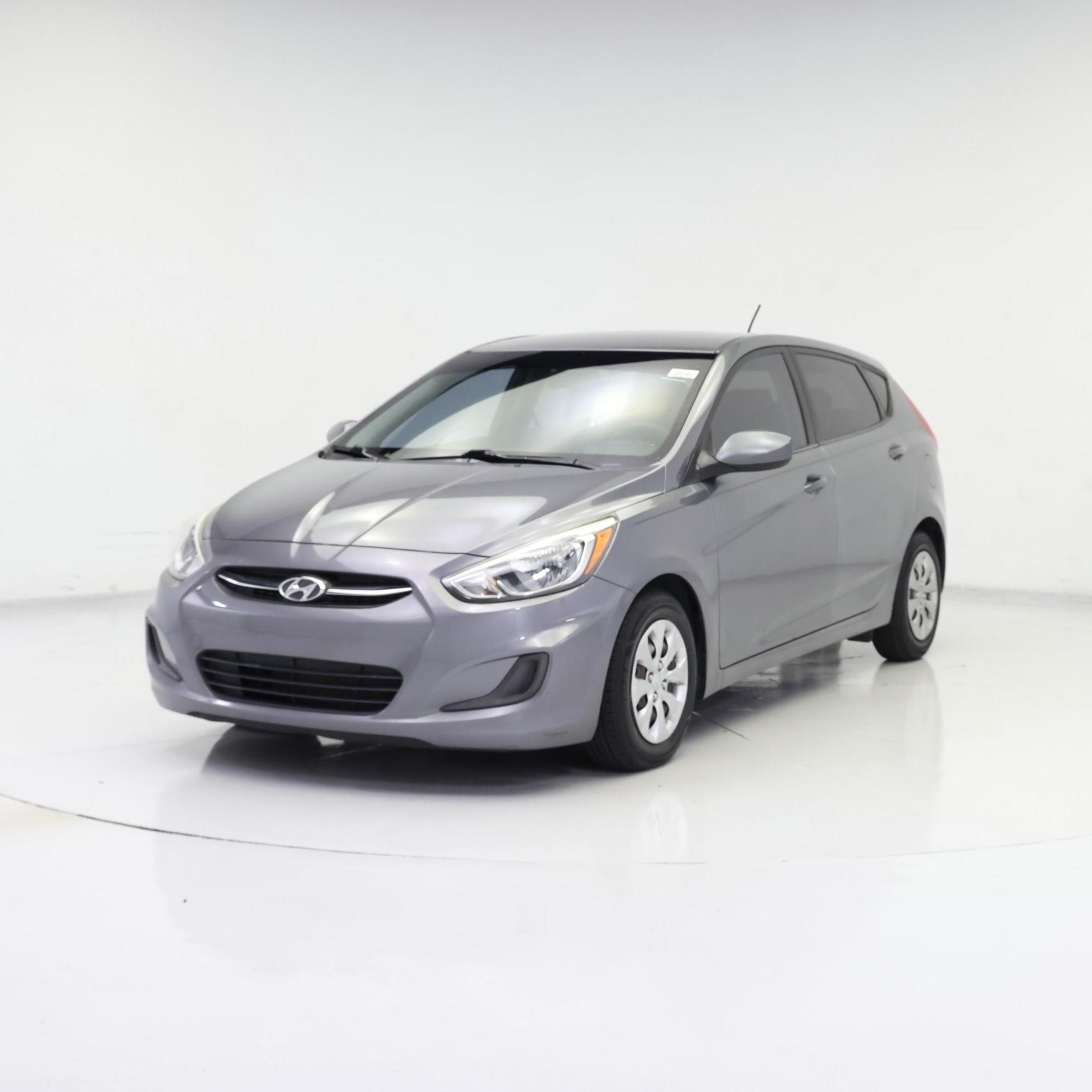 Thumbnail: 2015 Hyundai Accent - 4