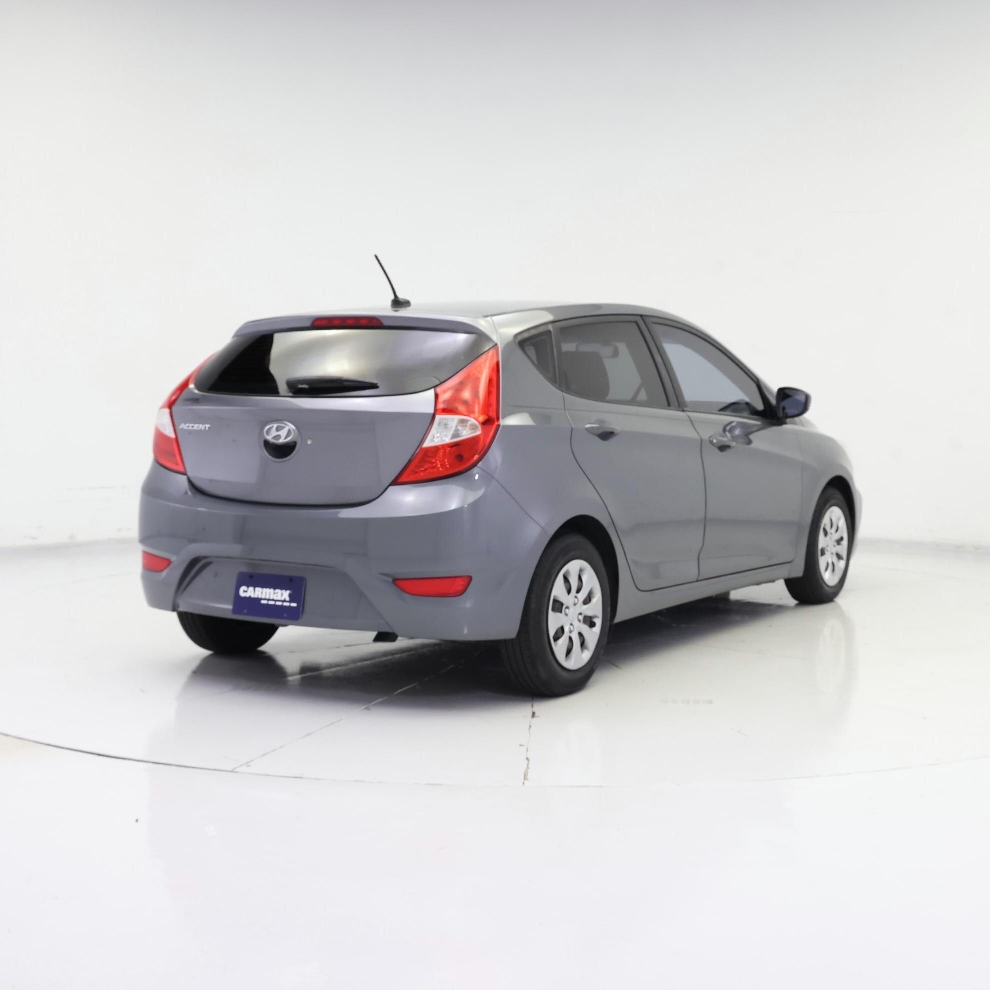 Thumbnail: 2015 Hyundai Accent - 8