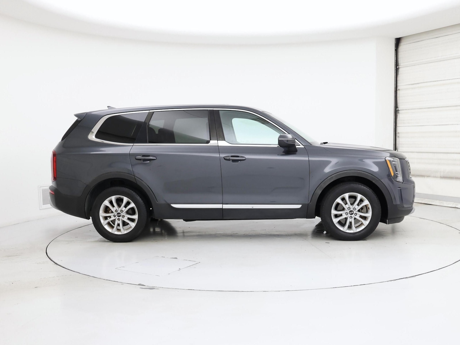 2020 Kia Telluride LX - Photo 8