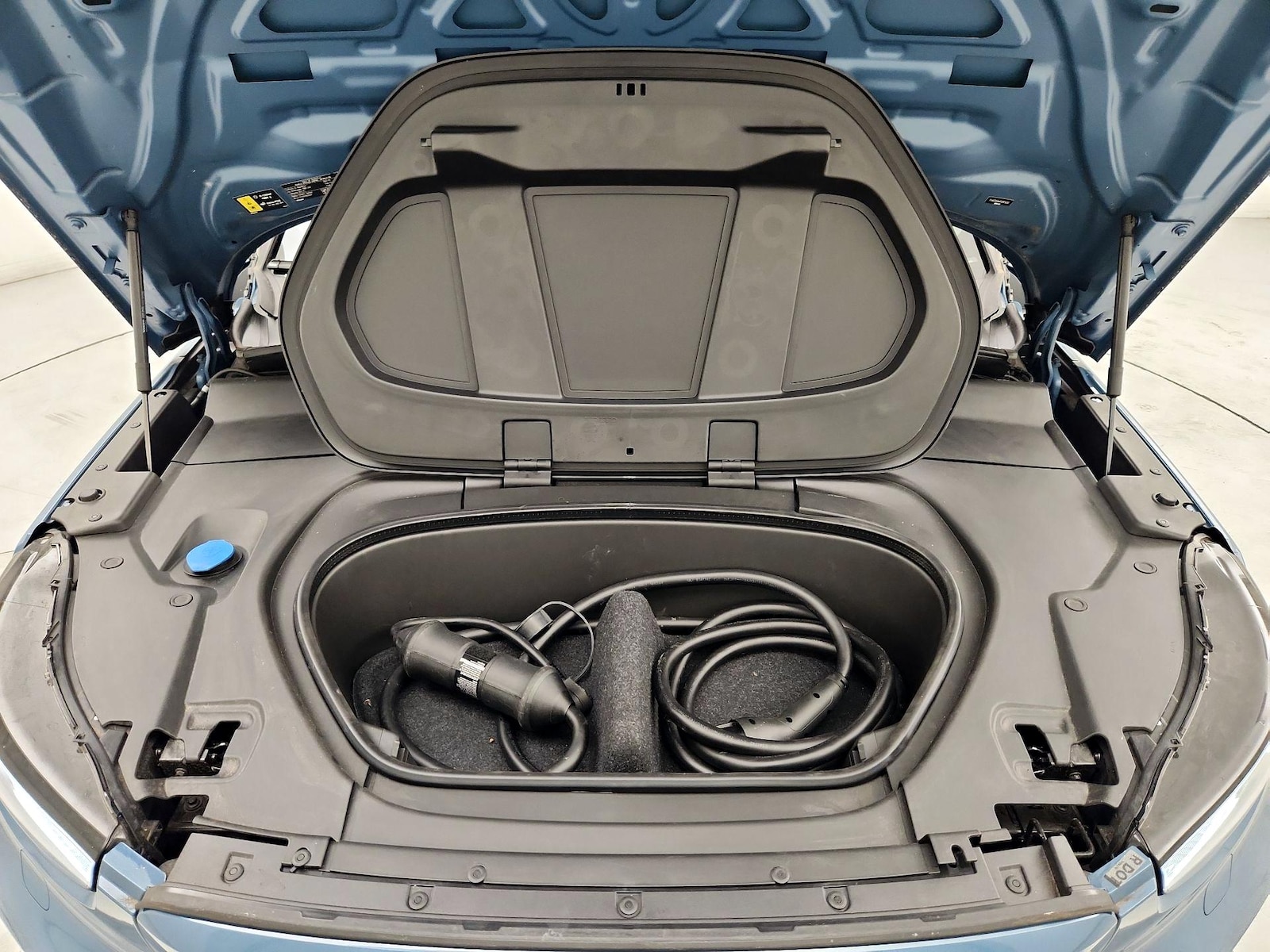 2023 Volvo XC40 Plus - Photo 24