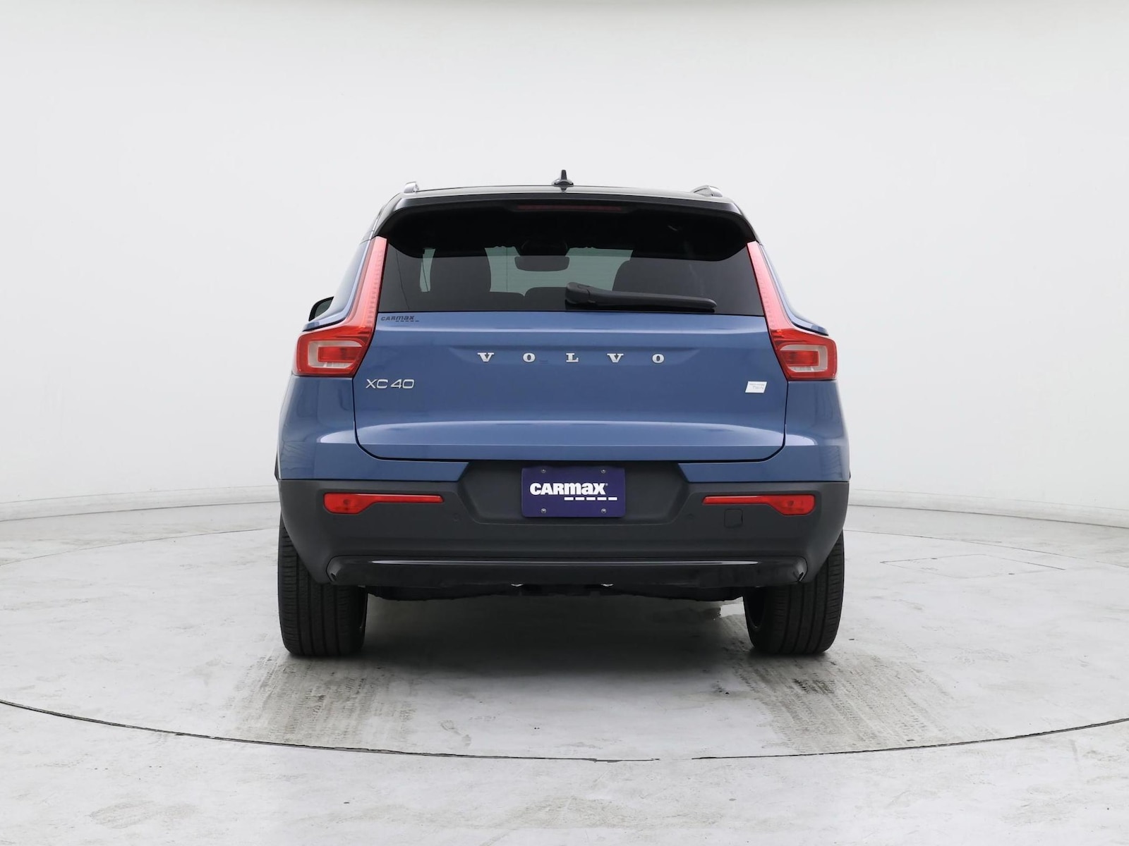 2023 Volvo XC40 Plus - Photo 7