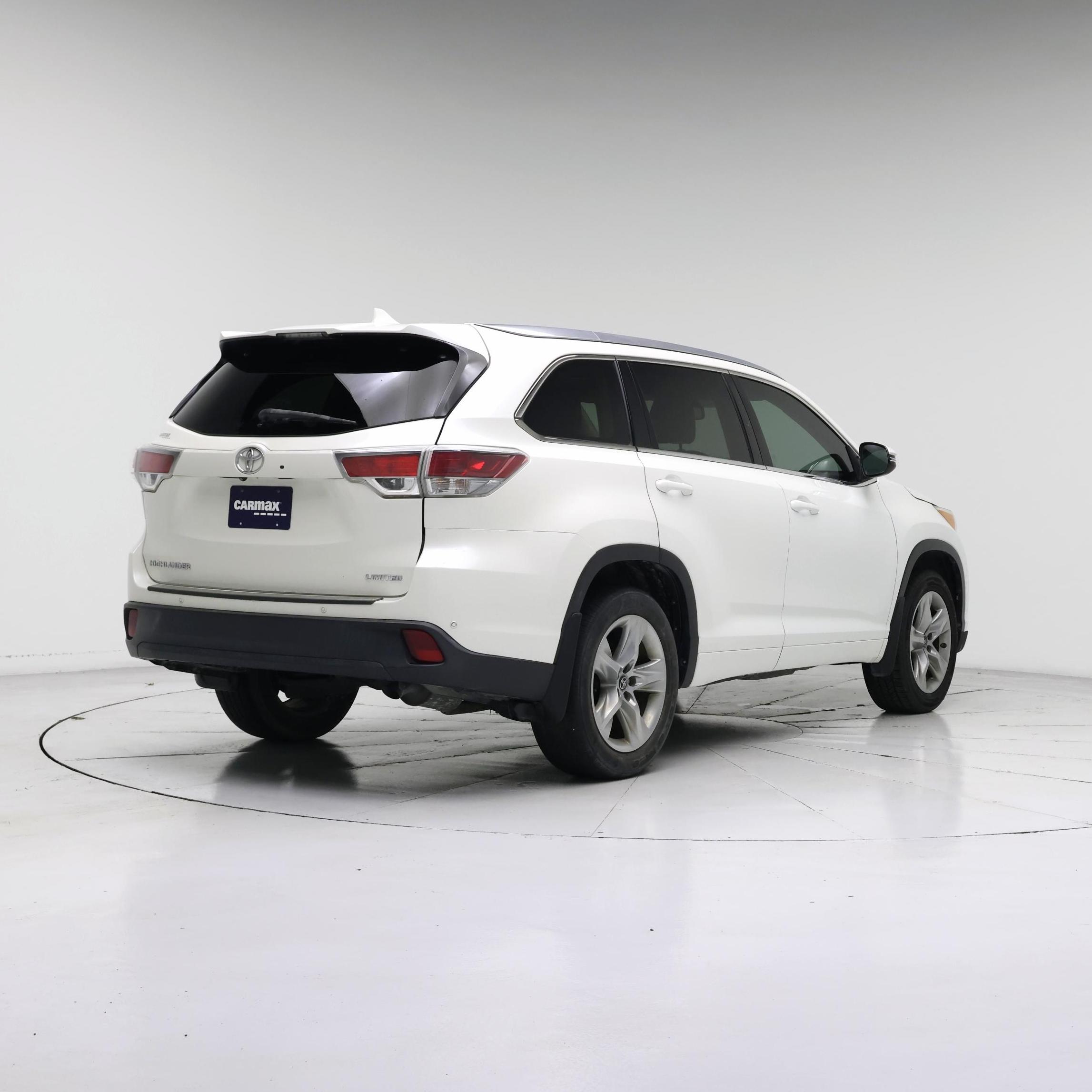Thumbnail: 2016 Toyota Highlander - 8